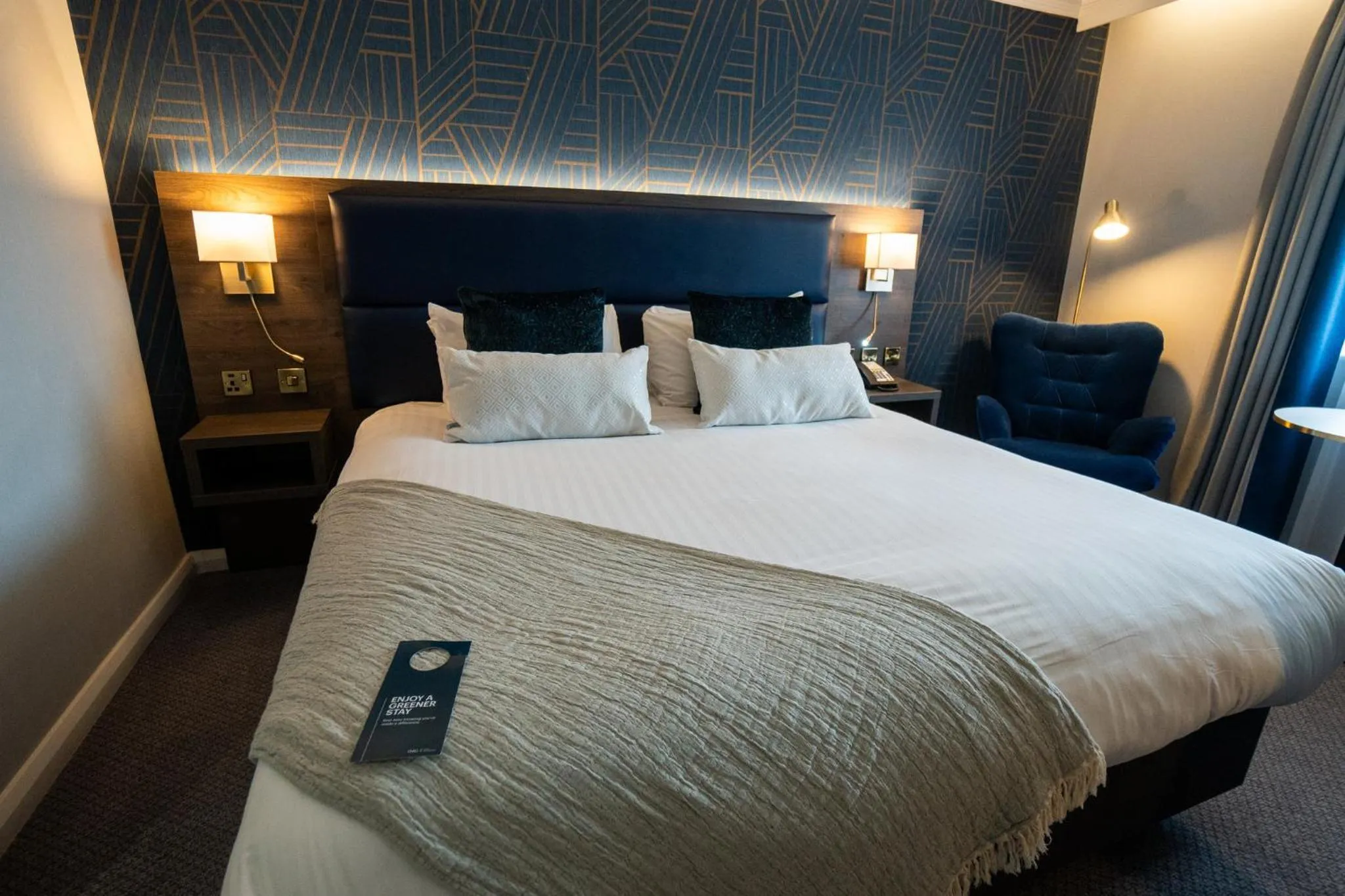 Photo of the whole room, Bed in Holiday Inn Nottingham by IHG