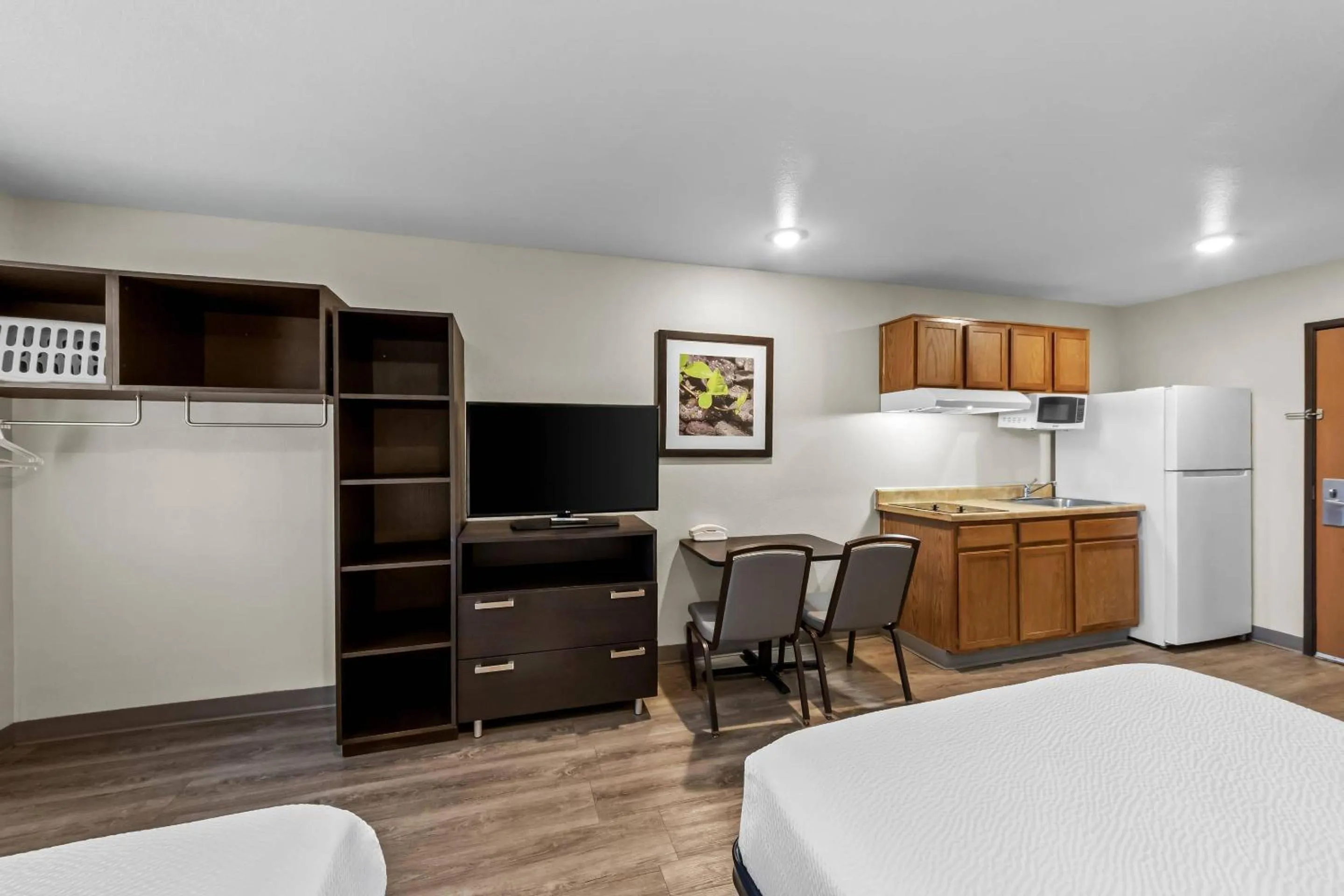 Bedroom in WoodSpring Suites San Antonio South