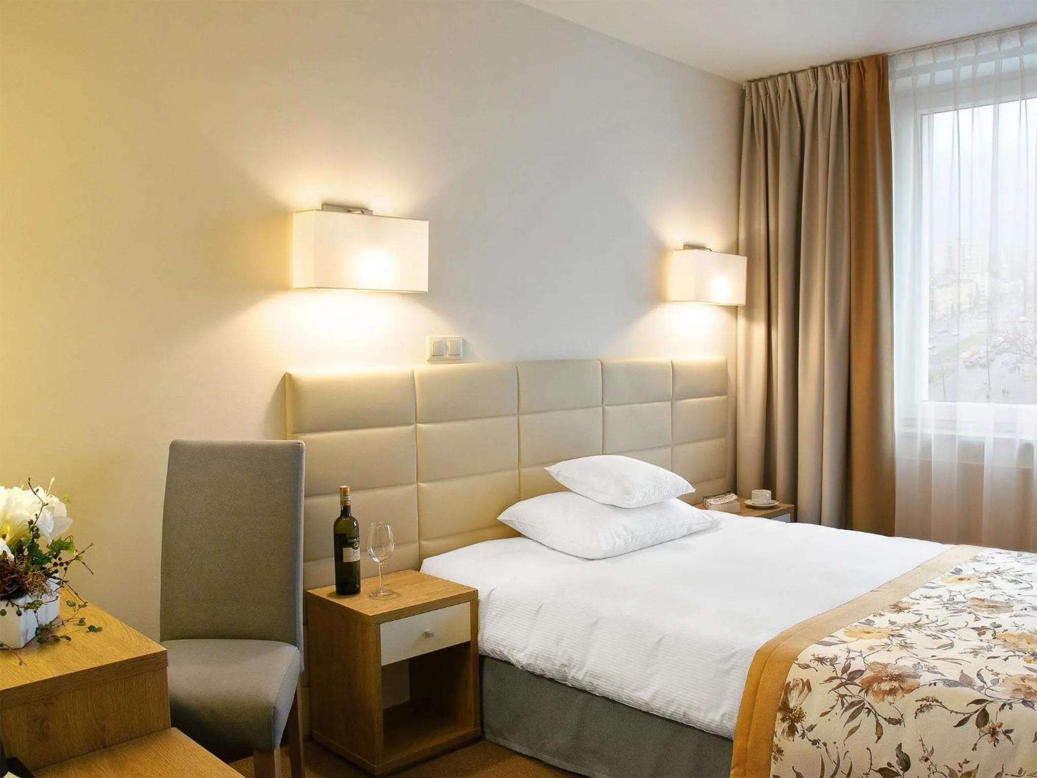 Bedroom, Bed in Hotel Petropol