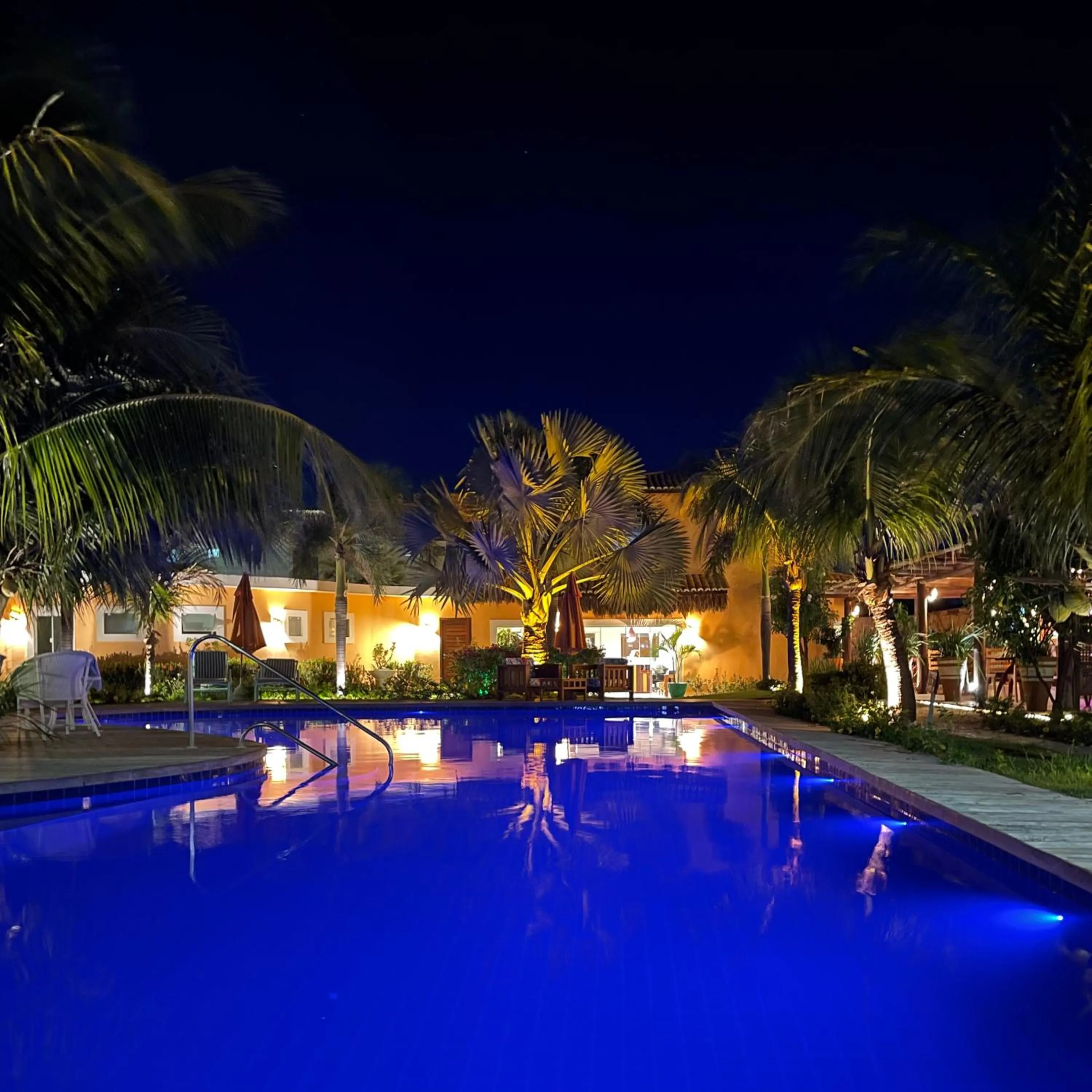 Swimming pool in PAUSA Hotel