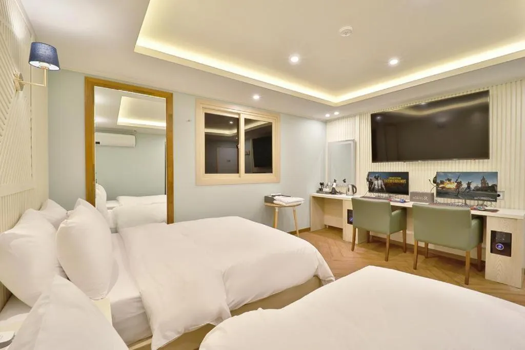 Bed in Daegu Hotel Rubato