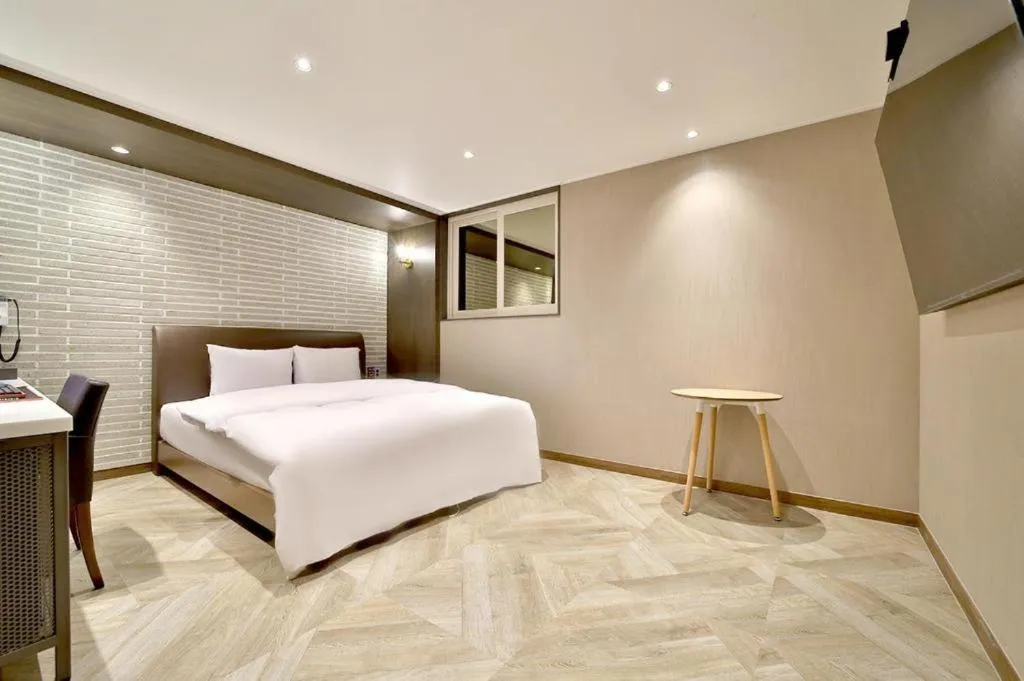 Bed in Daegu Hotel Rubato