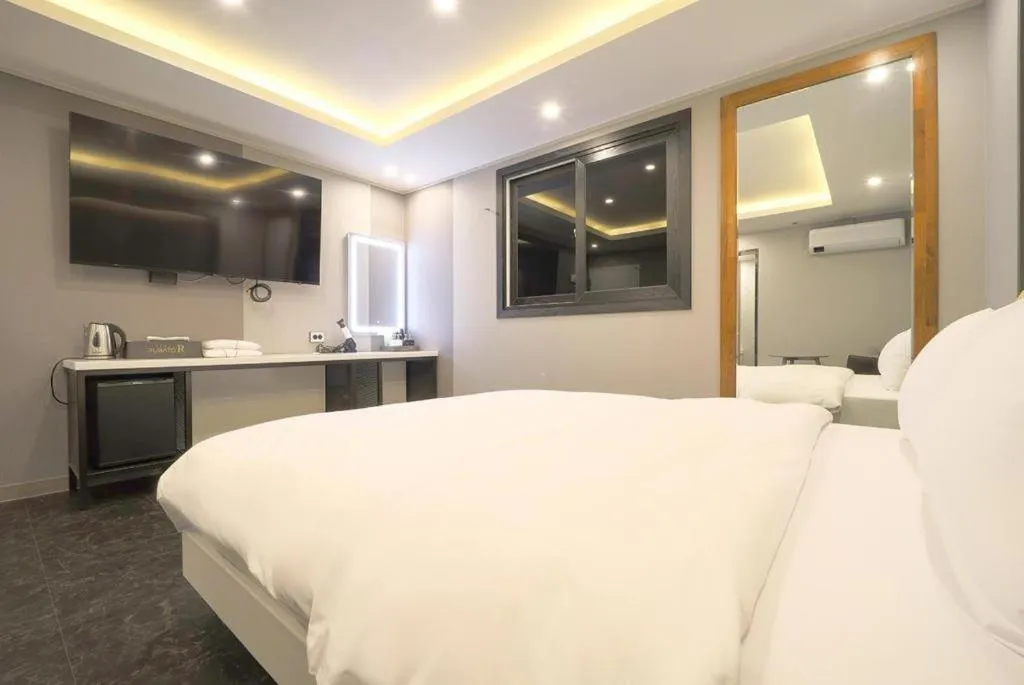 Bed in Daegu Hotel Rubato