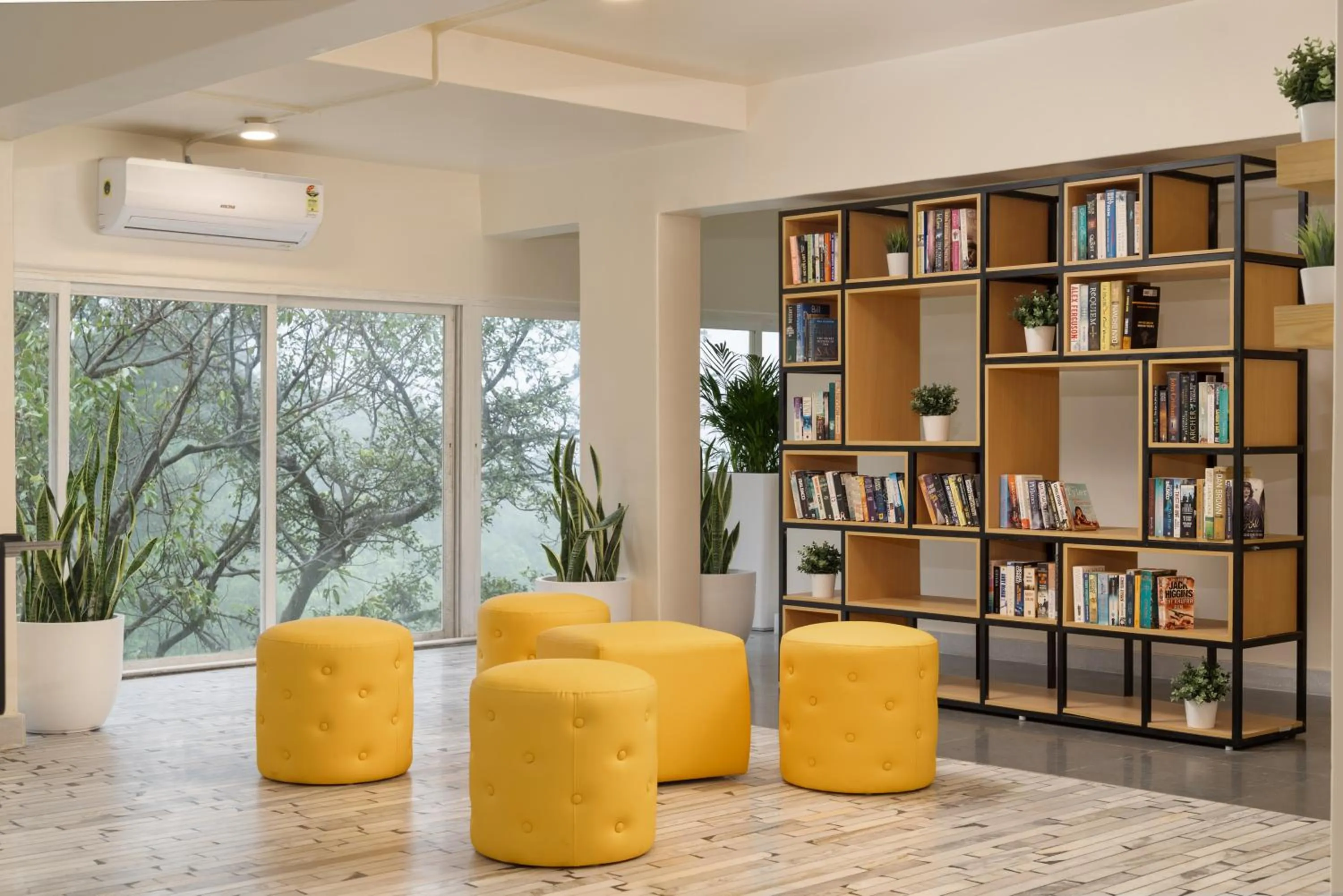 Lobby or reception in Bloom Hotel - Khandala