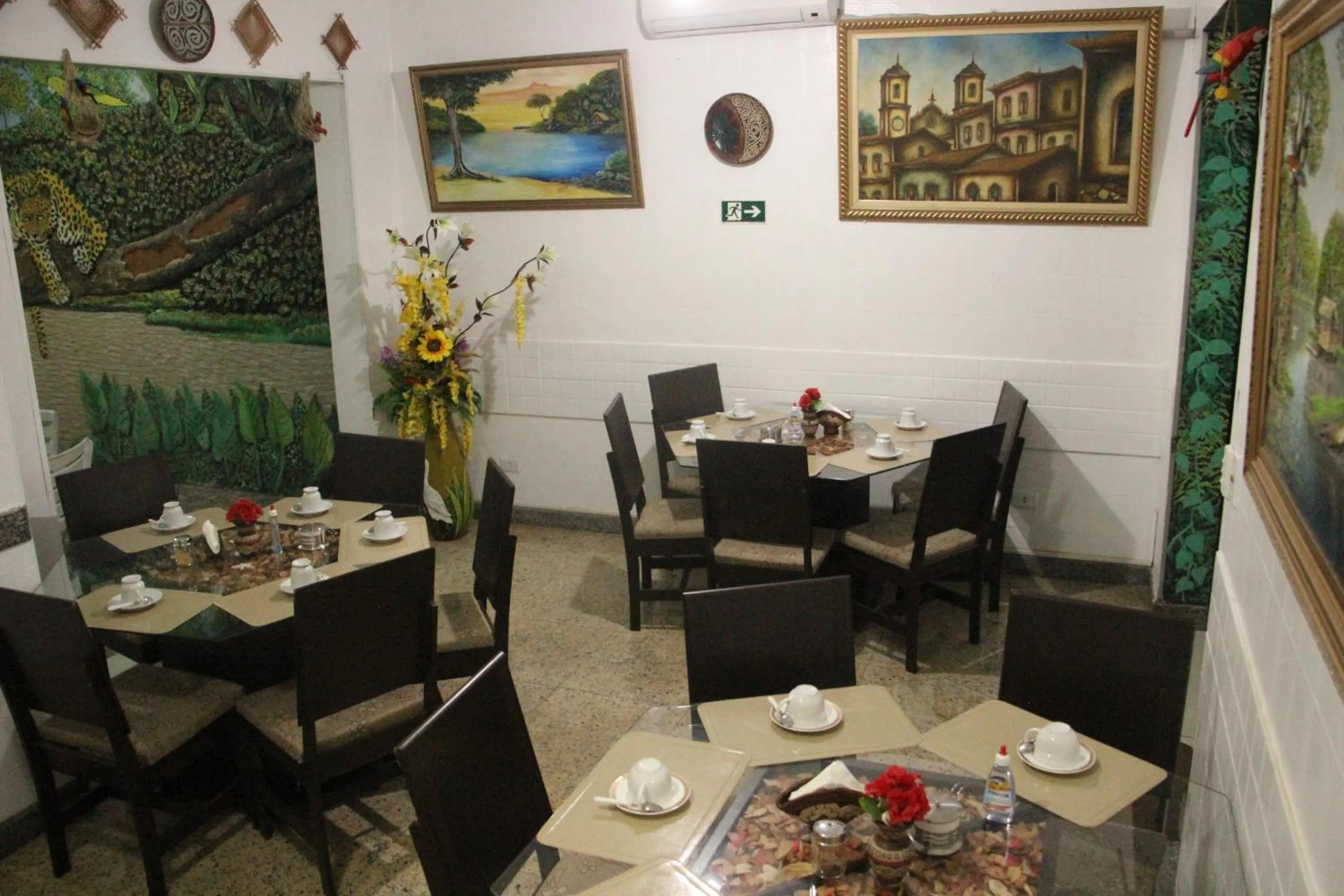 Restaurant/places to eat in Hotel Marajoara