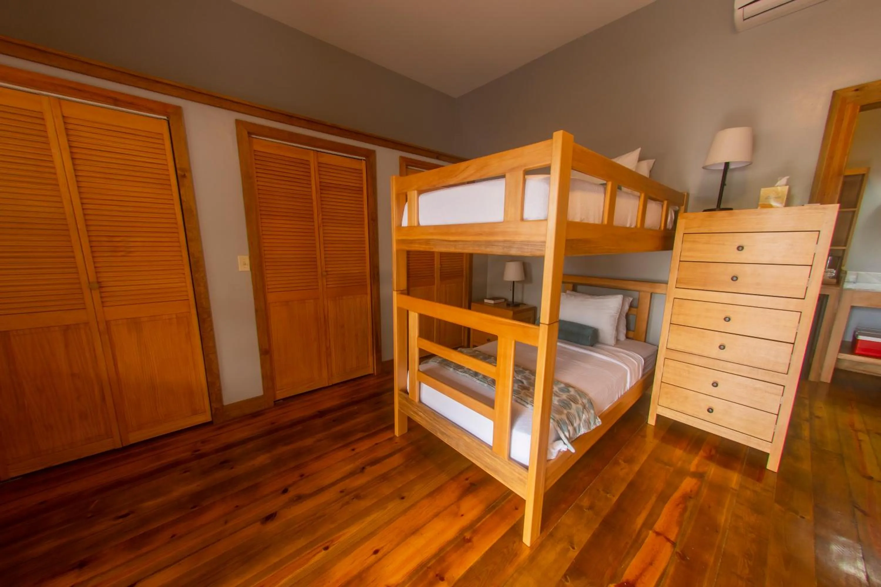 bunk bed, Bed in Anthony's Key Resort