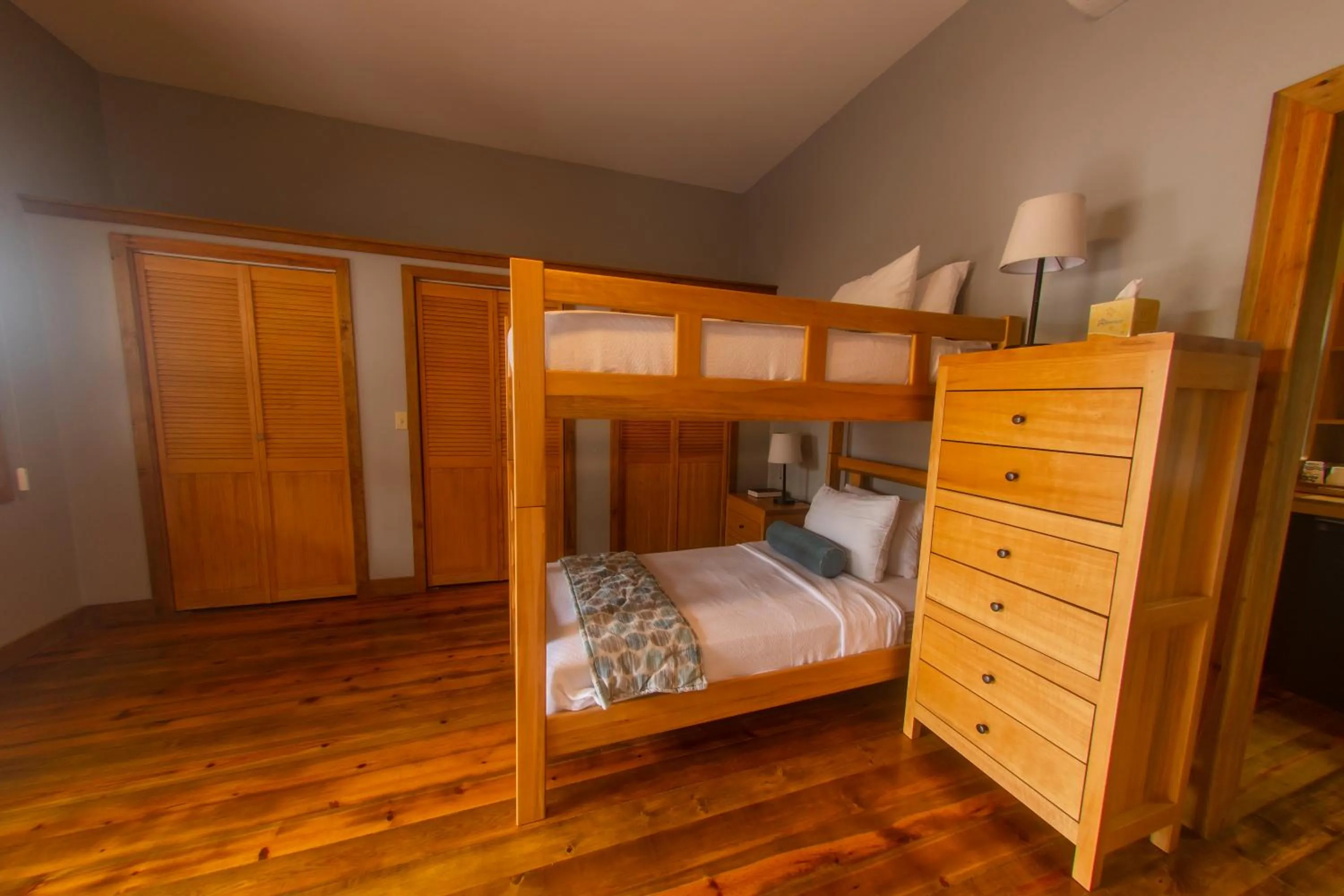 bunk bed, Bed in Anthony's Key Resort