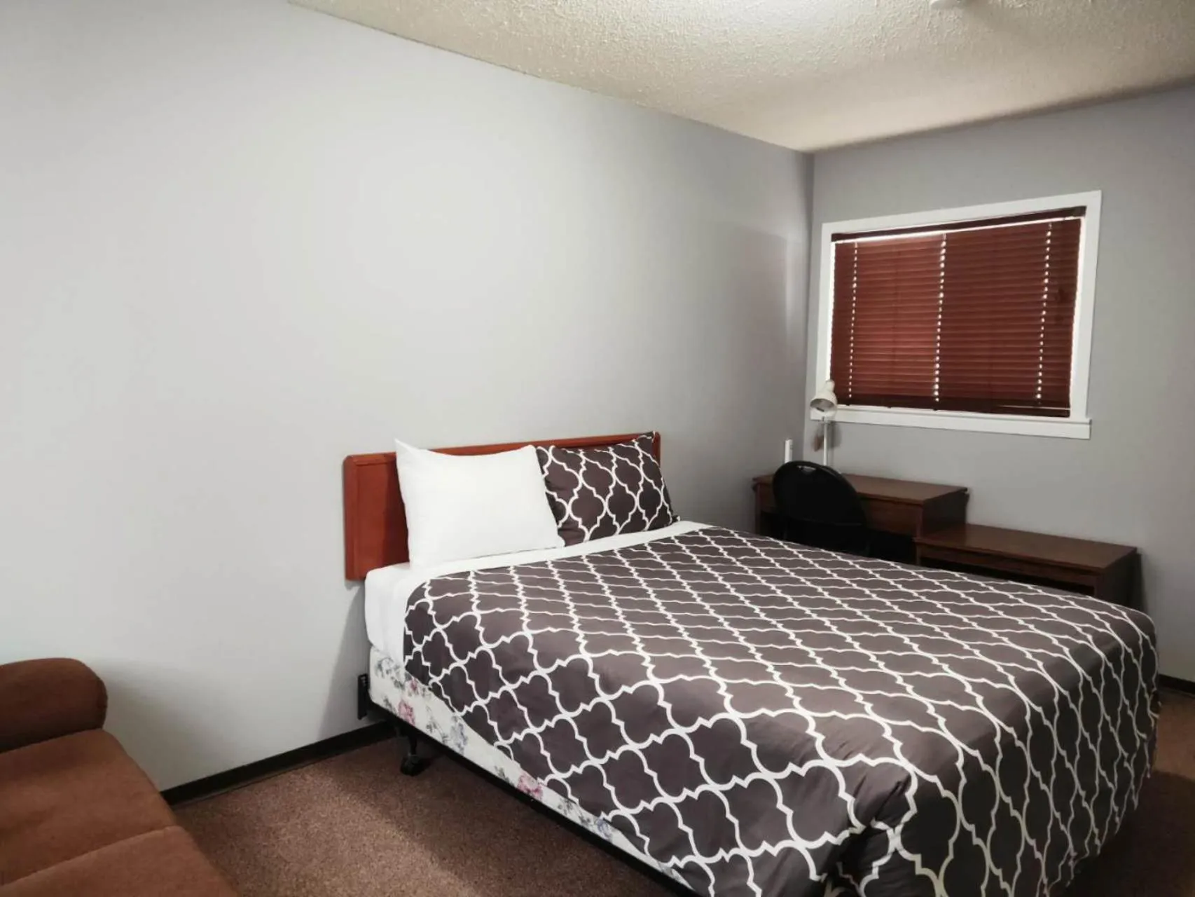 Bed in Melsask Motel
