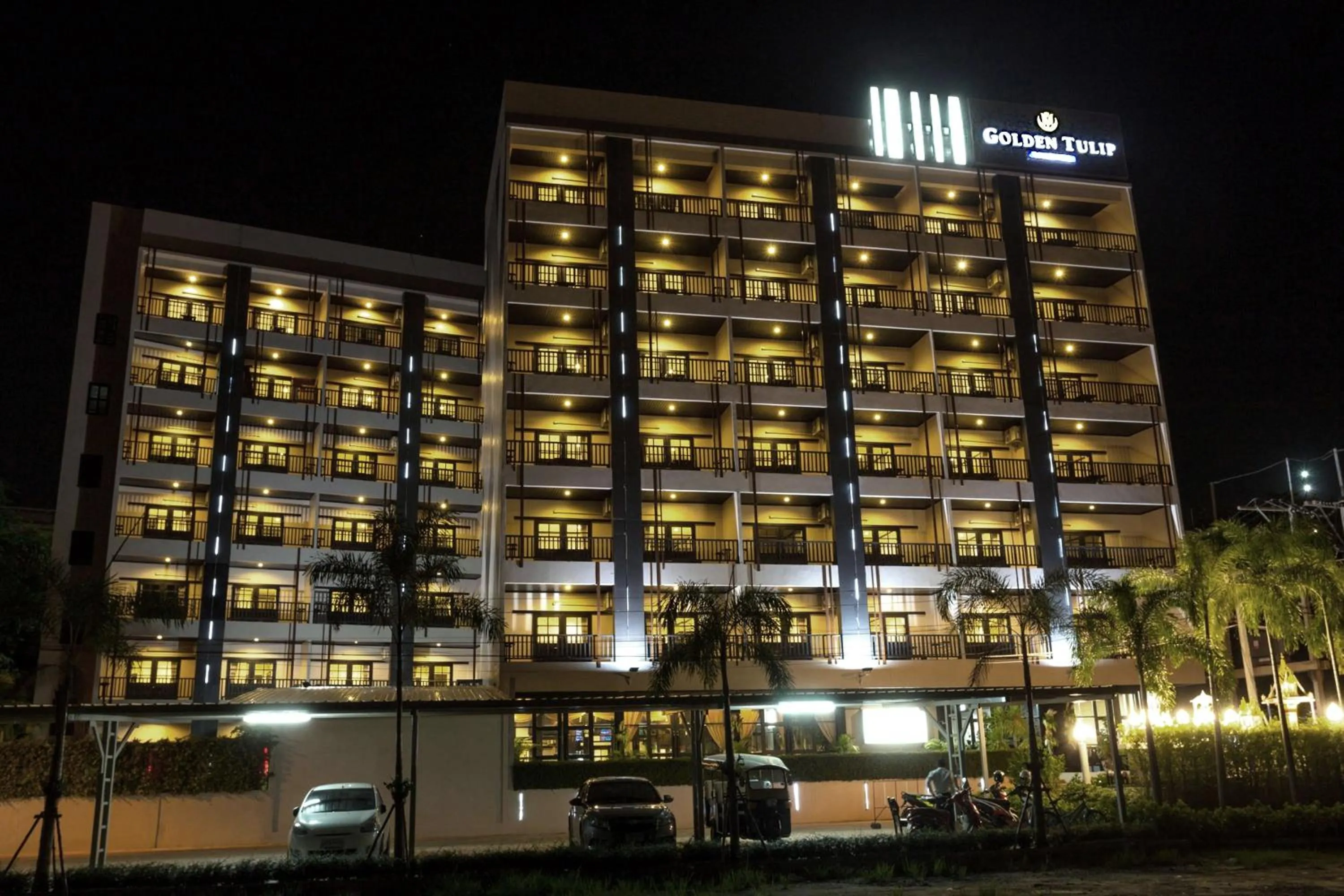 Property building in Golden Tulip Essential Pattaya