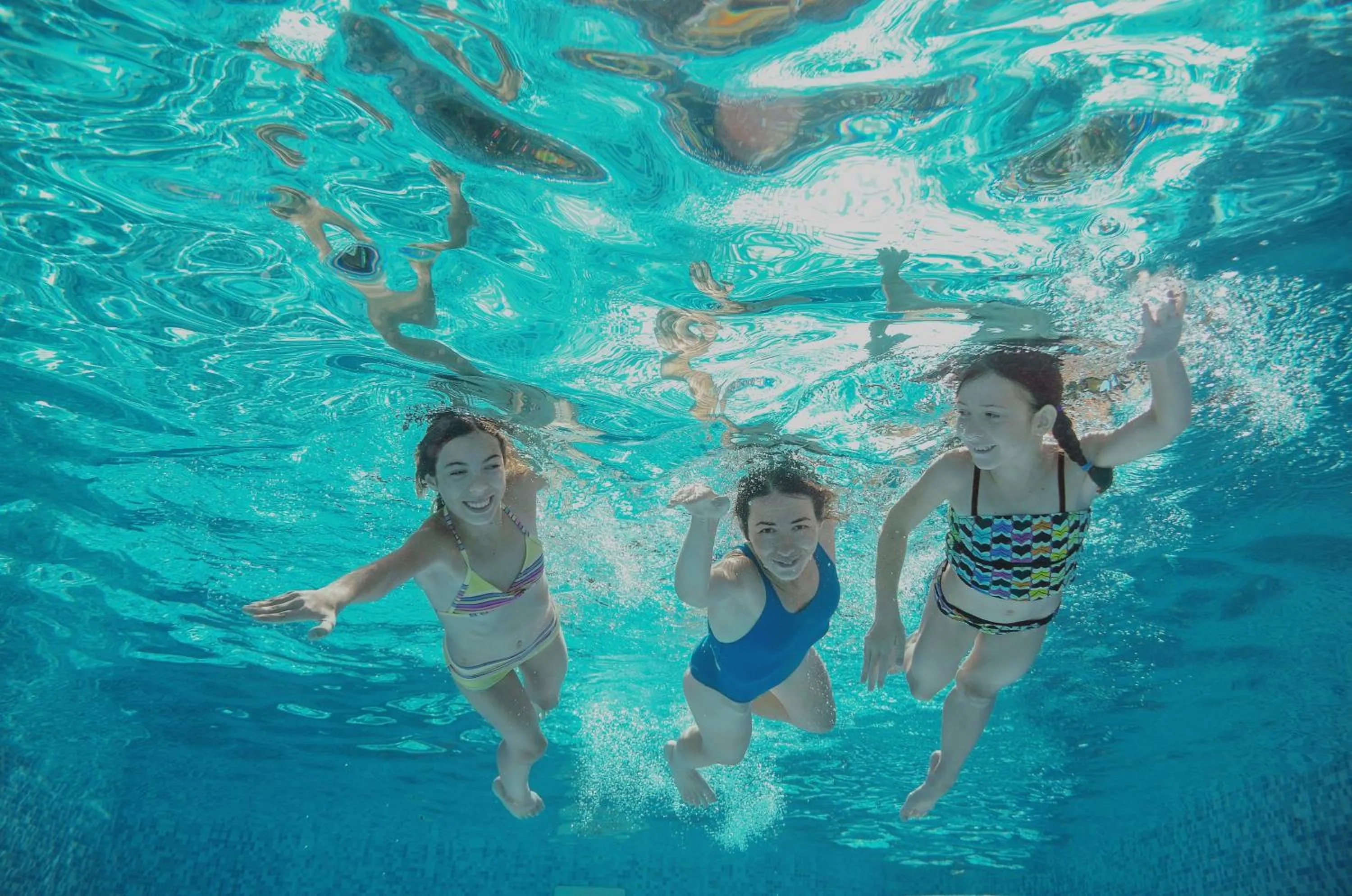Swimming pool in Golden Tulip Essential Pattaya