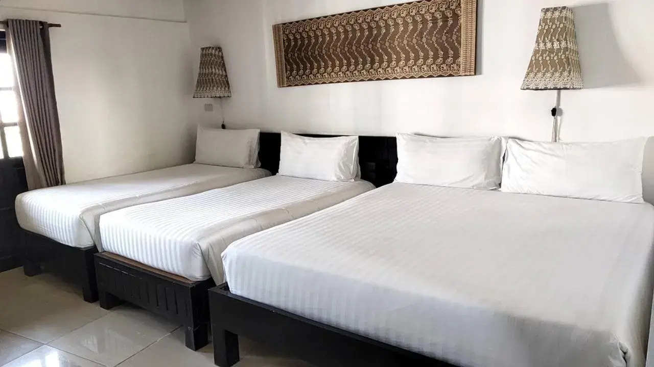 Family Room with Terrace in Golden Tulip Essential Pattaya Family Room with Terrace in Golden Tulip Essential Pattaya