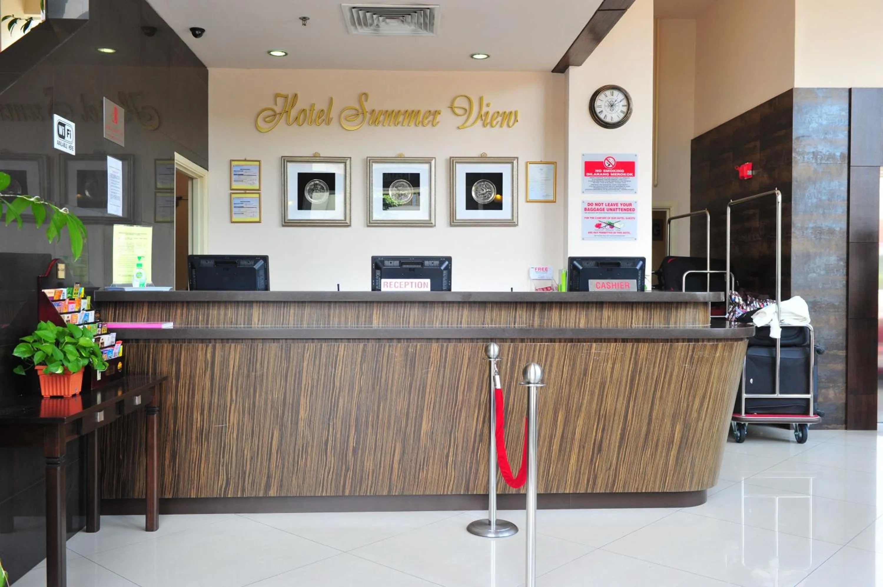 Lobby or reception in Hotel Summer View