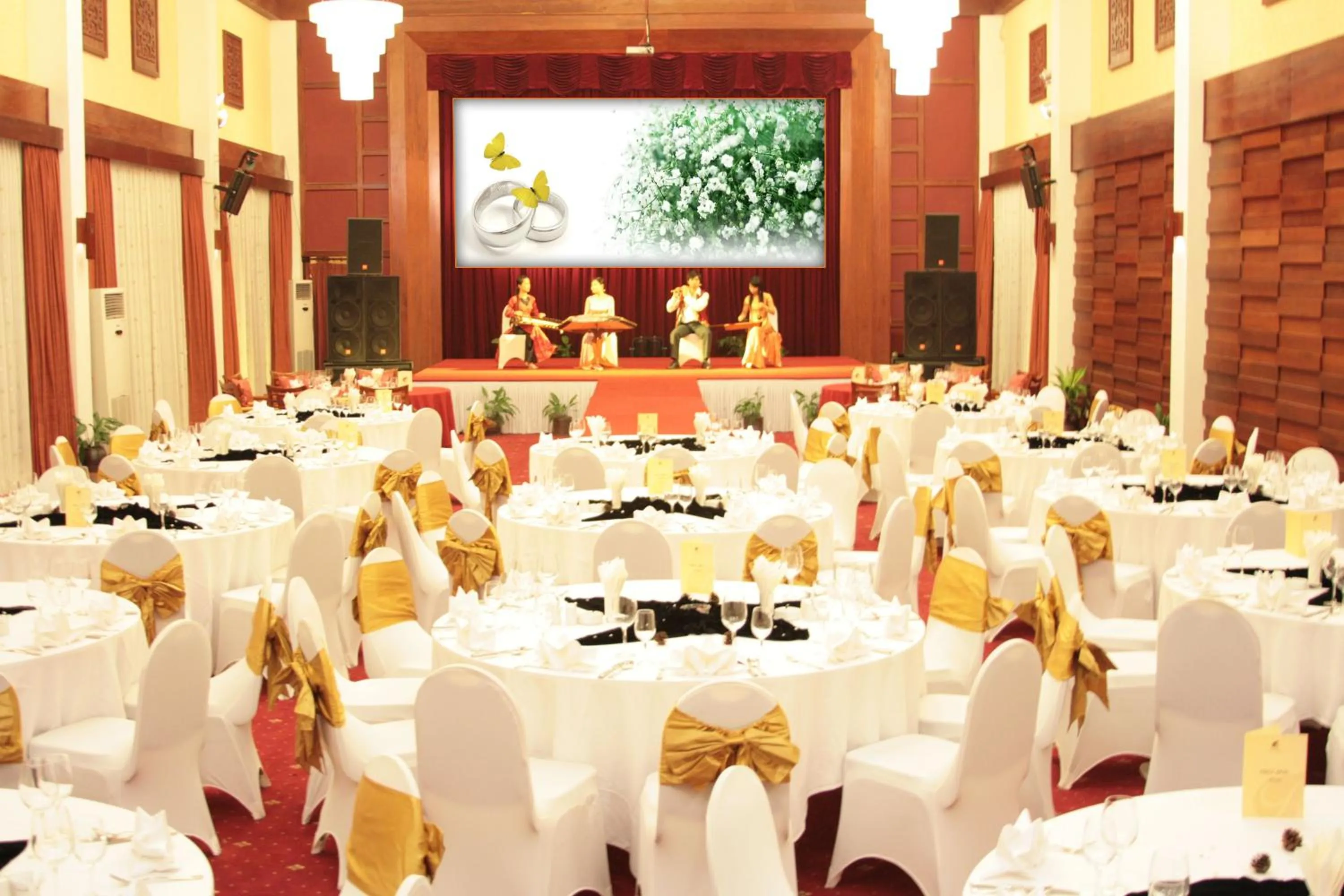 Restaurant/places to eat in Belvedere Tam Dao Resort