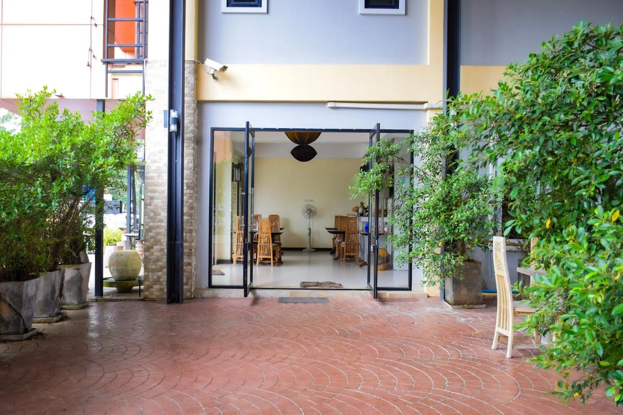 Property building in Chivapuri Trat