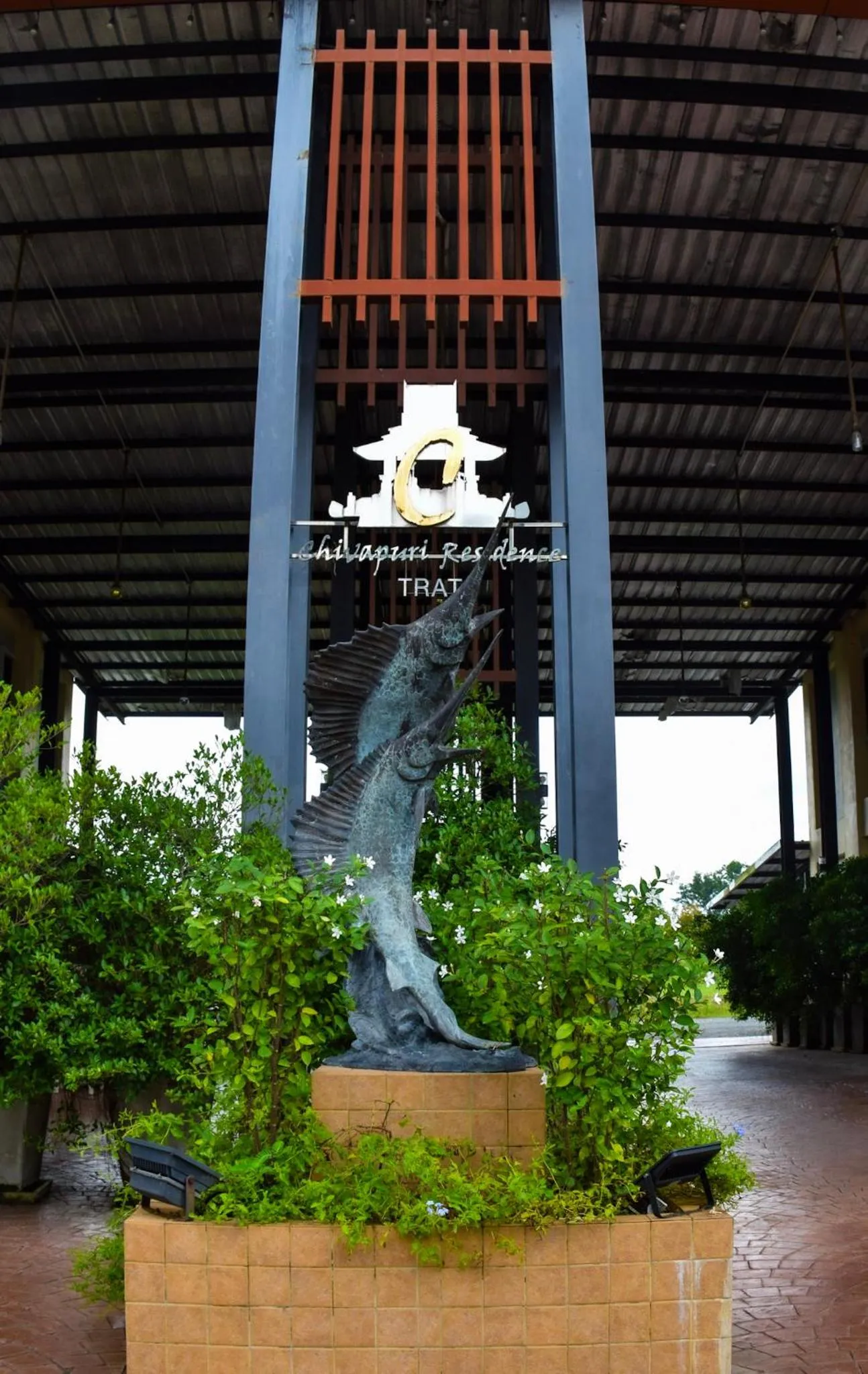 Property building in Chivapuri Trat