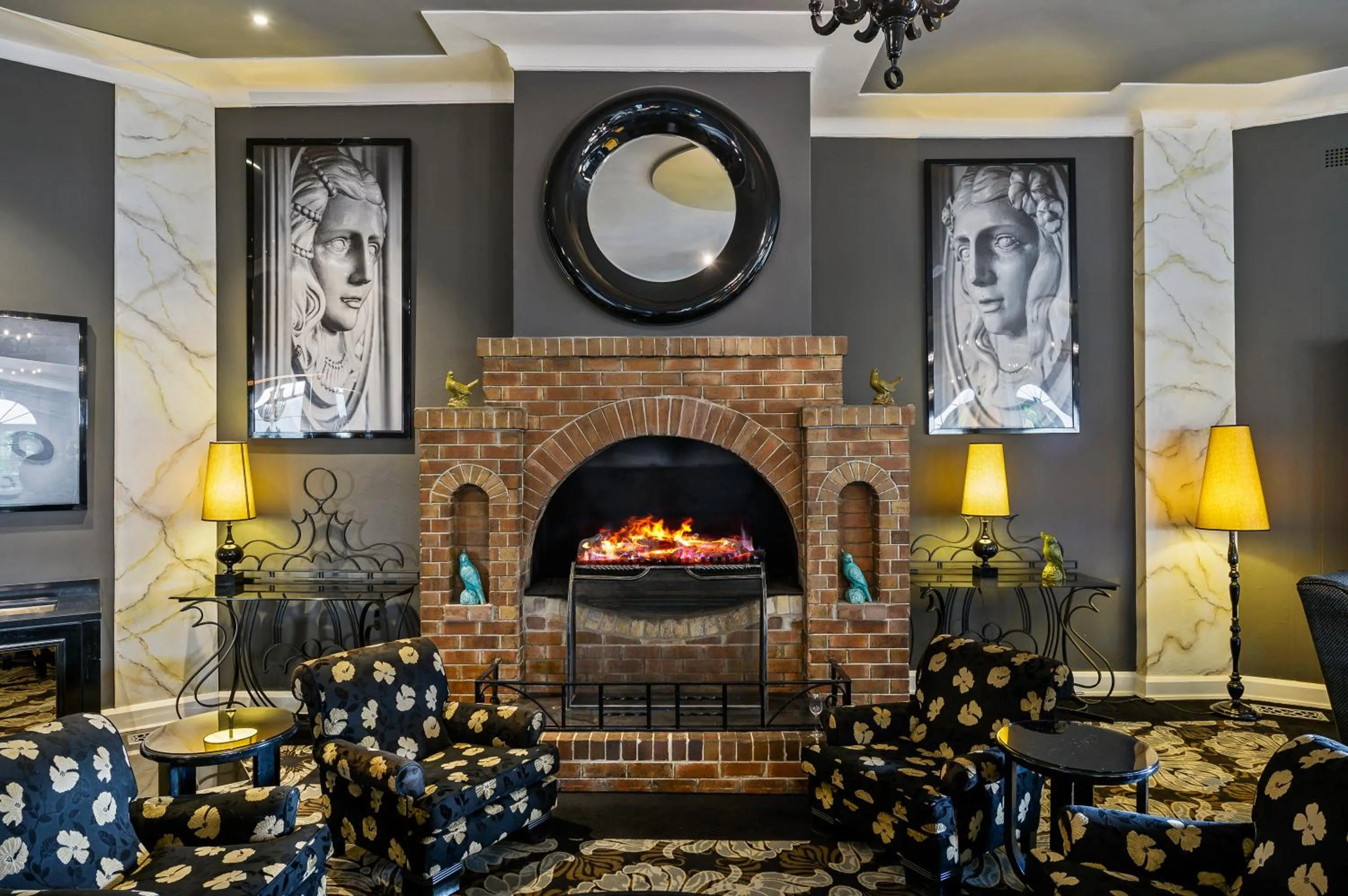 Seating area in Hydro Majestic Blue Mountains