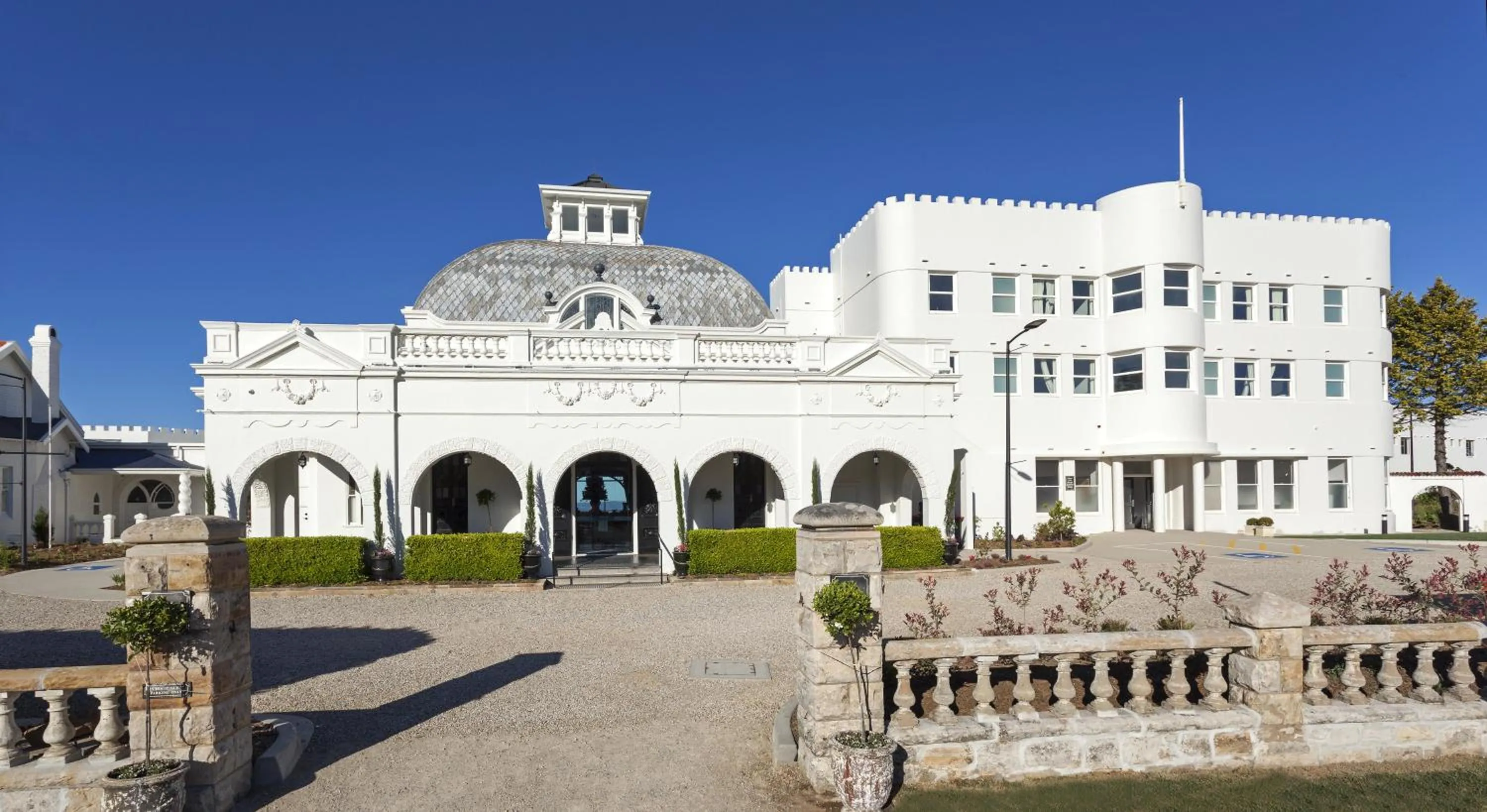 Facade/entrance in Hydro Majestic Blue Mountains