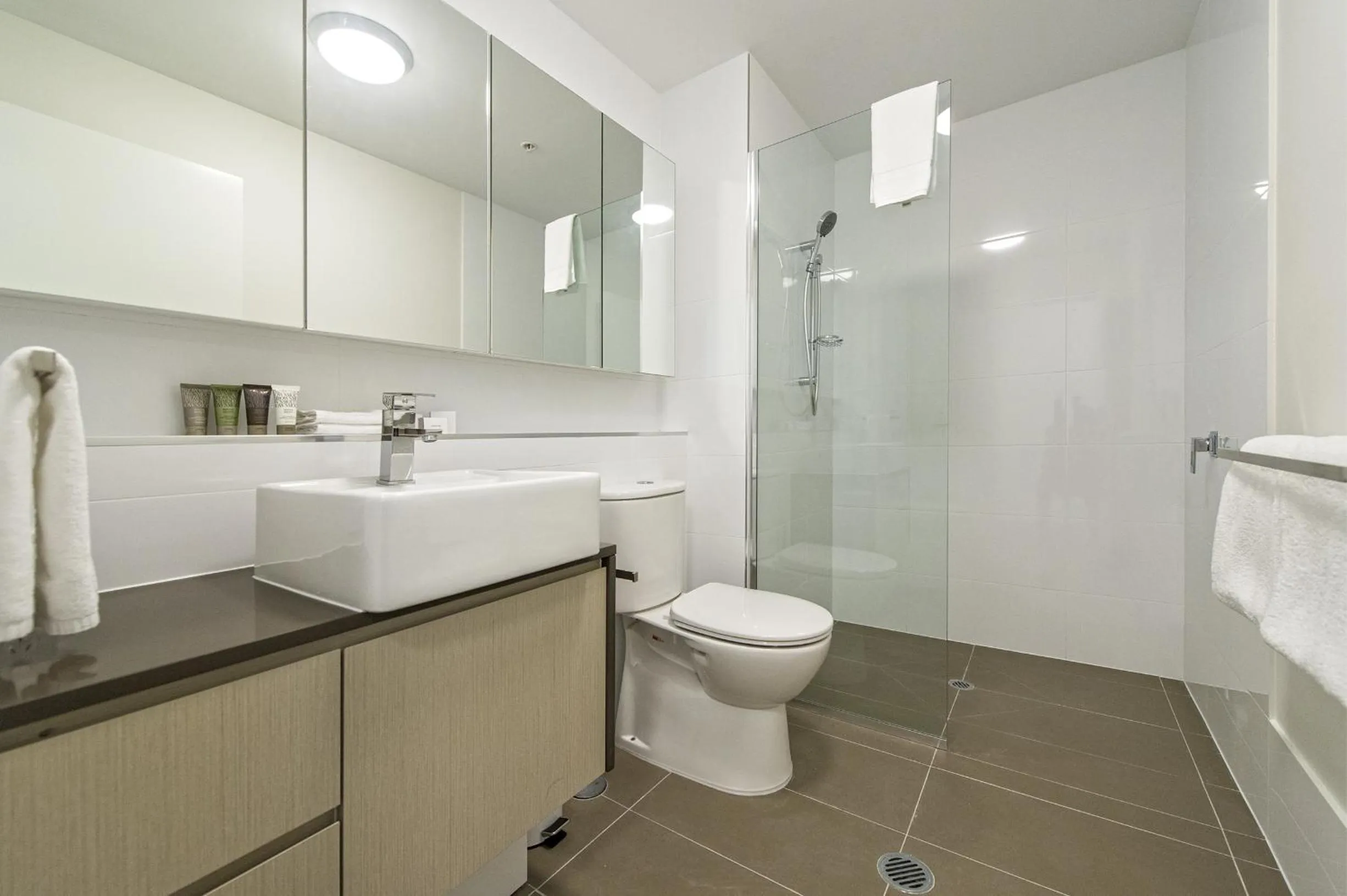 Bathroom in Empire Apartment Hotel Rockhampton