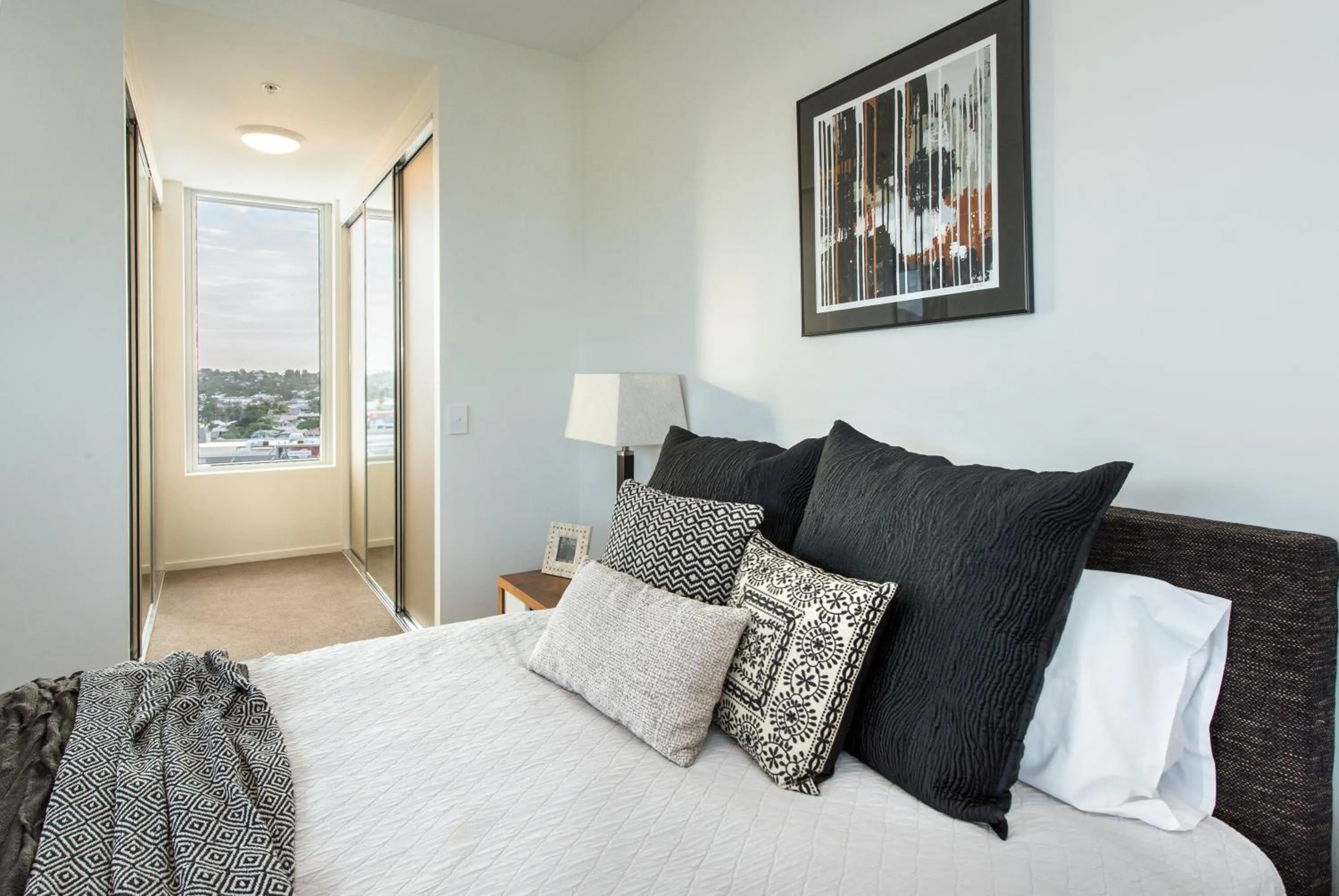 Bed in Empire Apartment Hotel Rockhampton