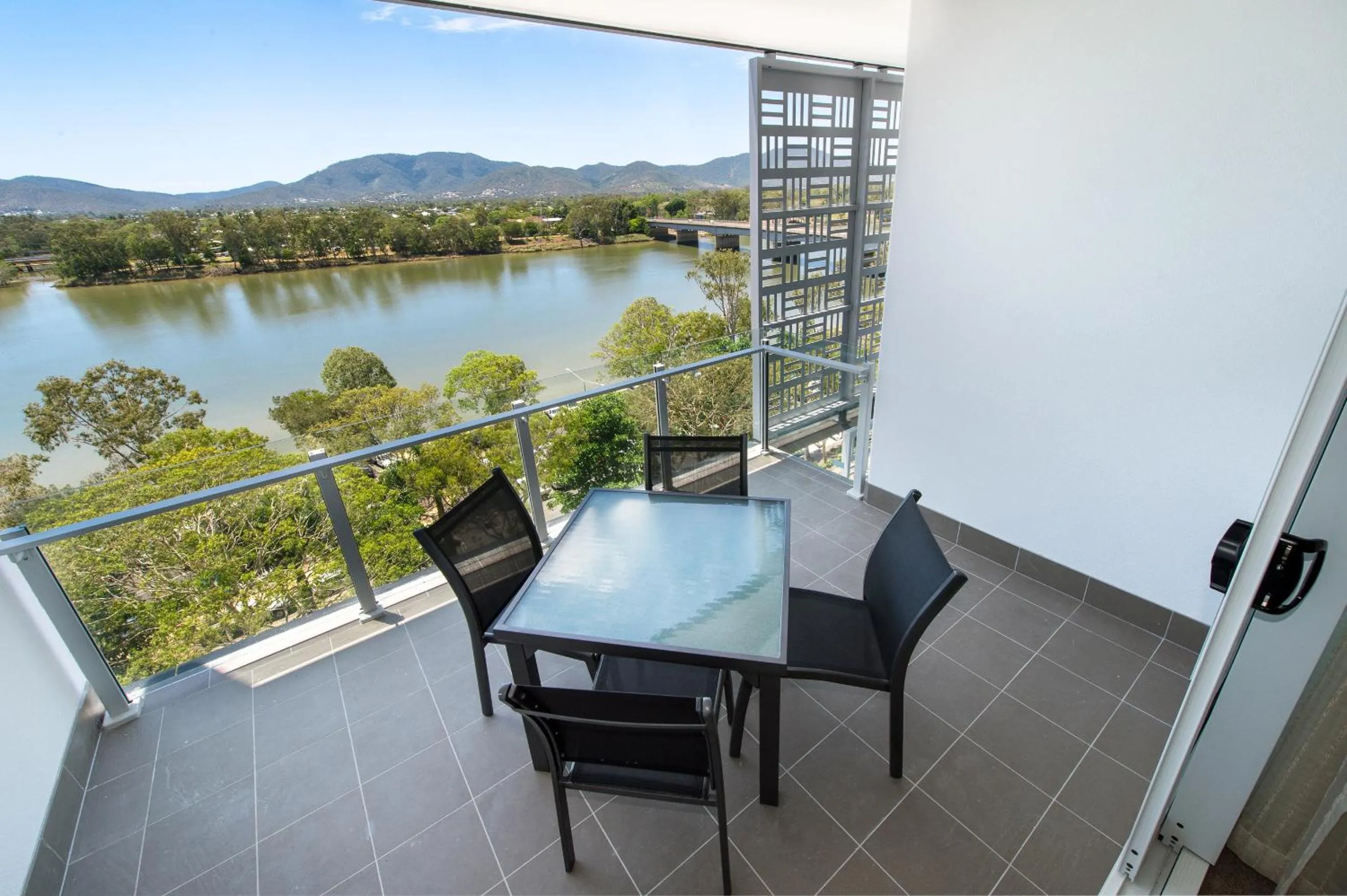 Balcony/Terrace in Empire Apartment Hotel Rockhampton