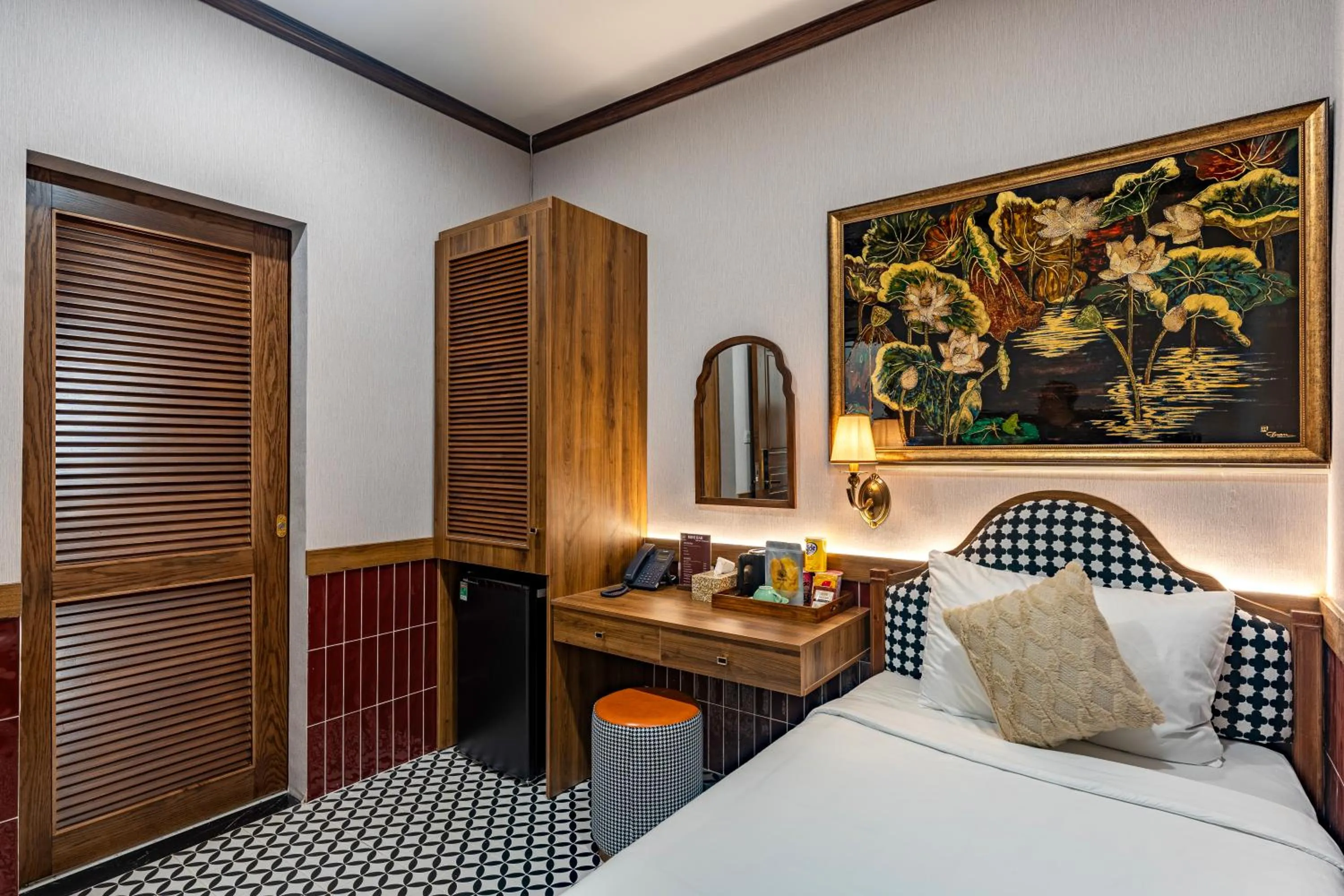 Bed in White Lotus - Heritage Hotel