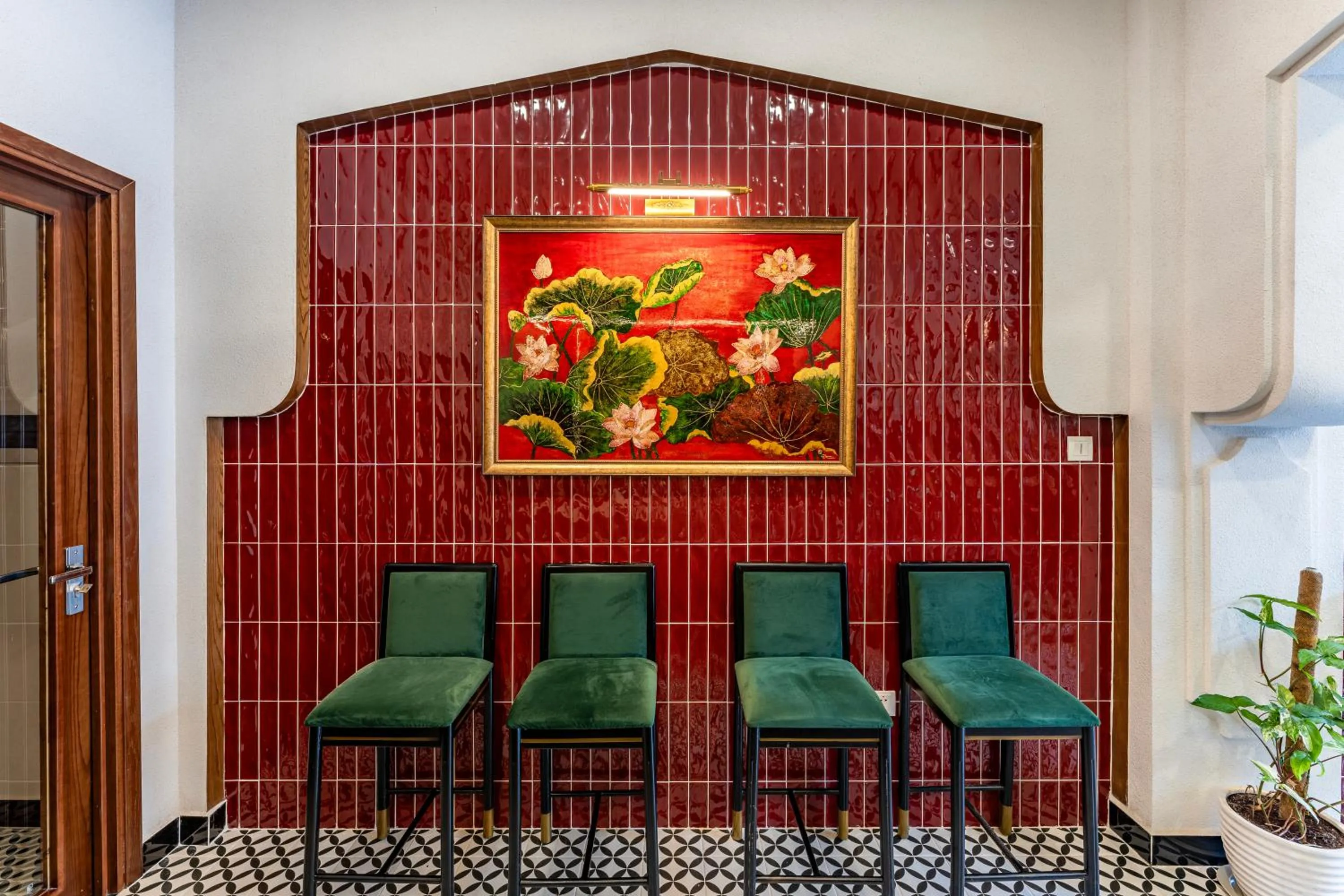 White Lotus - Heritage Hotel