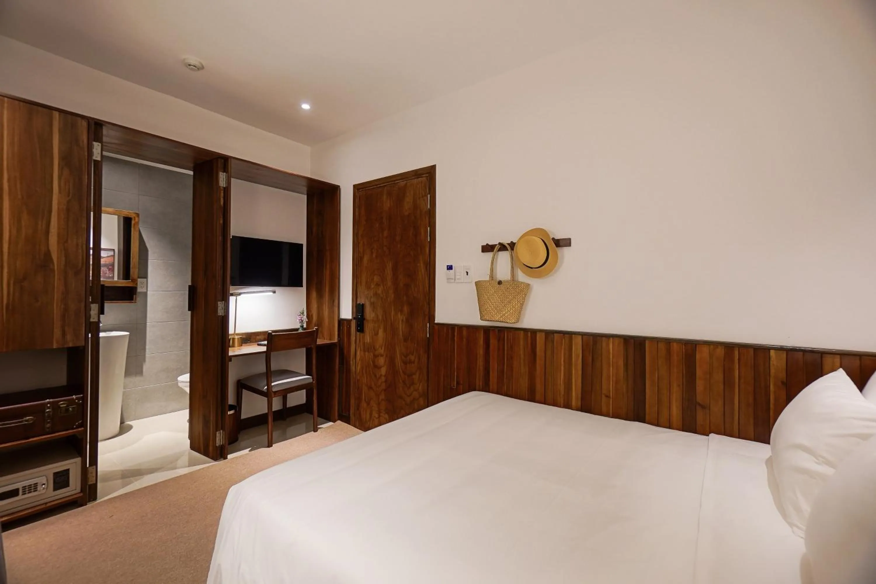 Bed in Nexus House Nguyen Binh Khiem - Near Saigon Zoo & Botanical Gardens