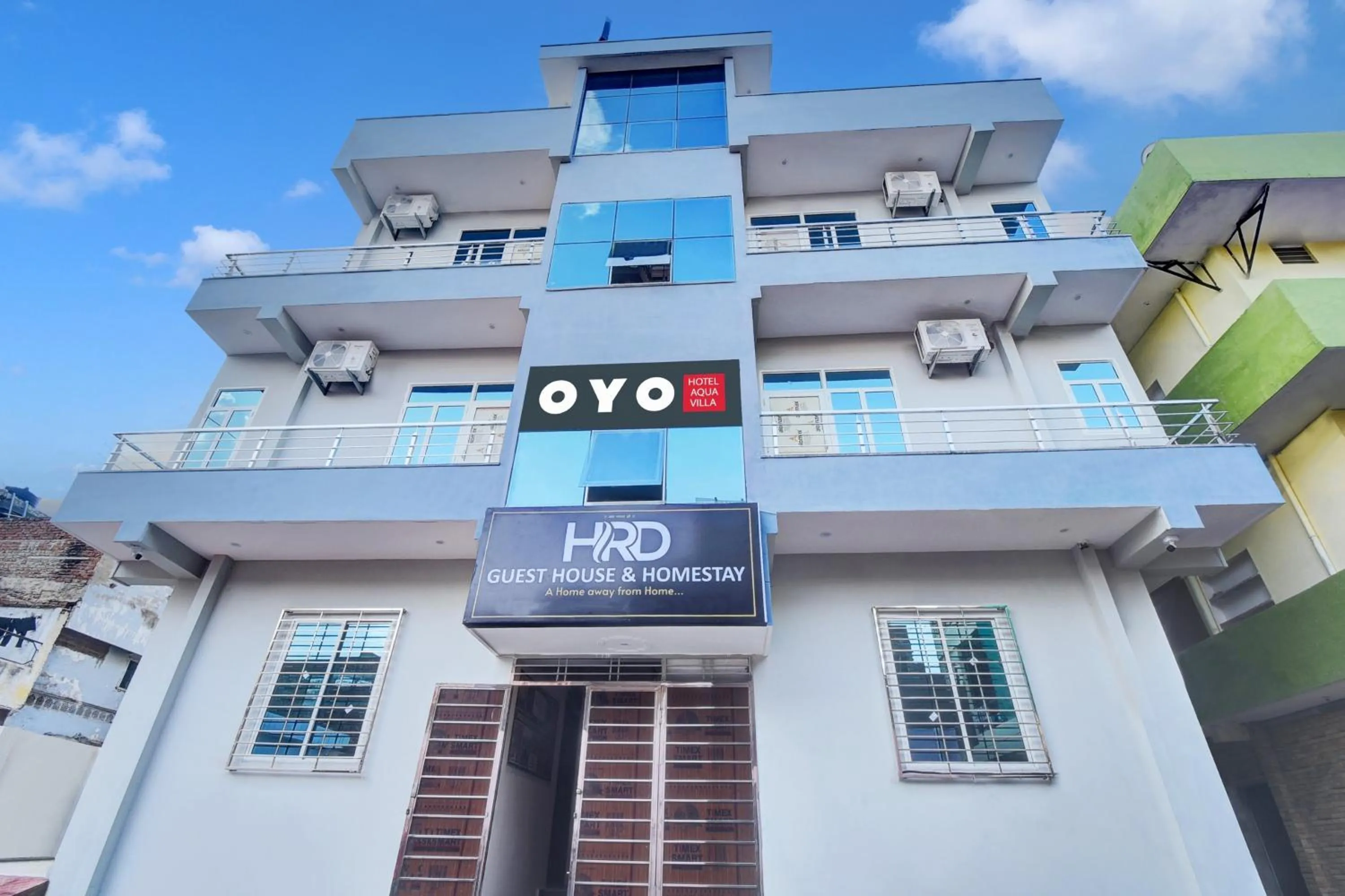 Facade/entrance in Hotel O HRD Guest House & Homestay