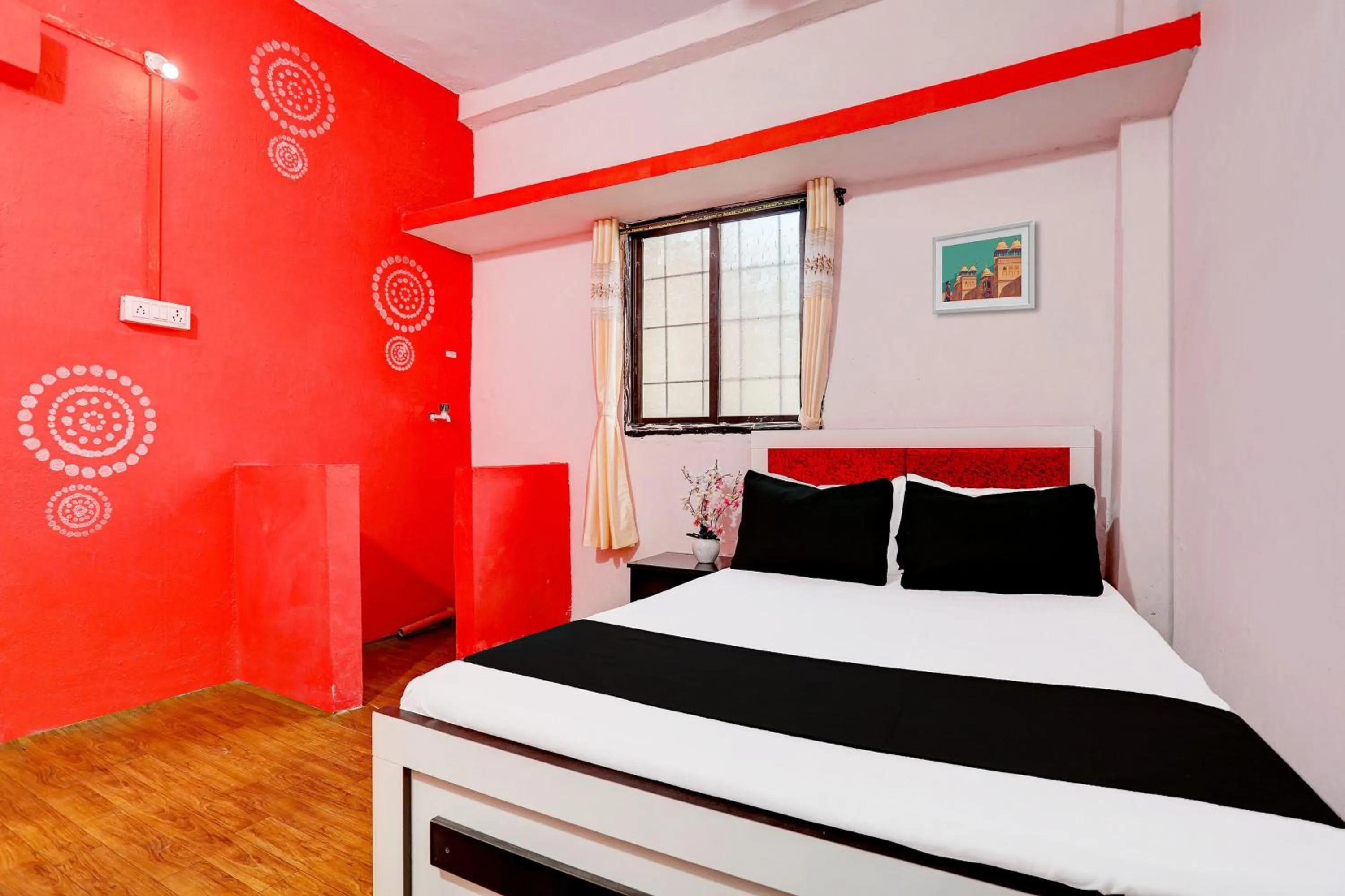 Bedroom, Bed in Hotel O HOME Hotel Crazy Inn