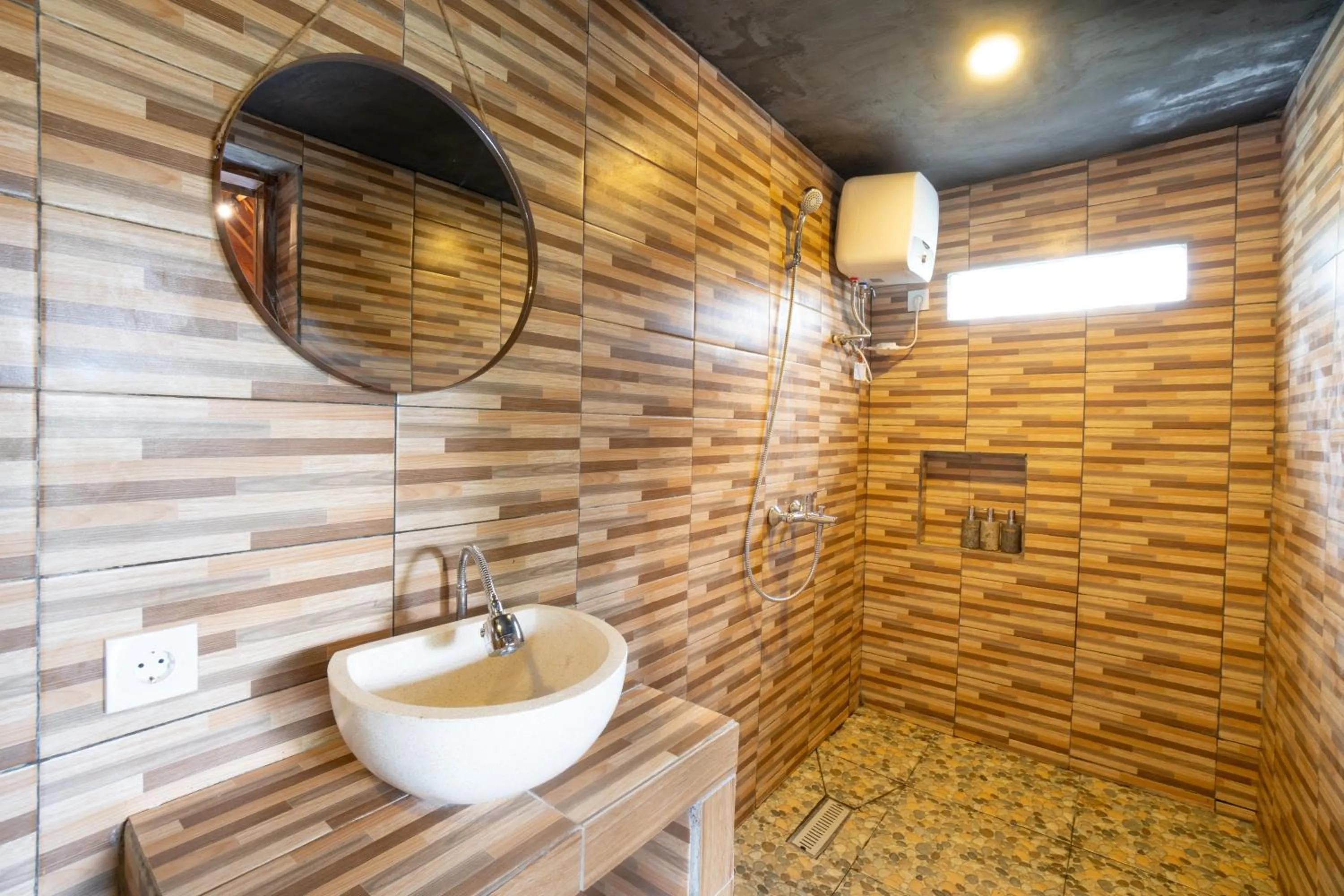 Shower in Puri Kurnia Ayu