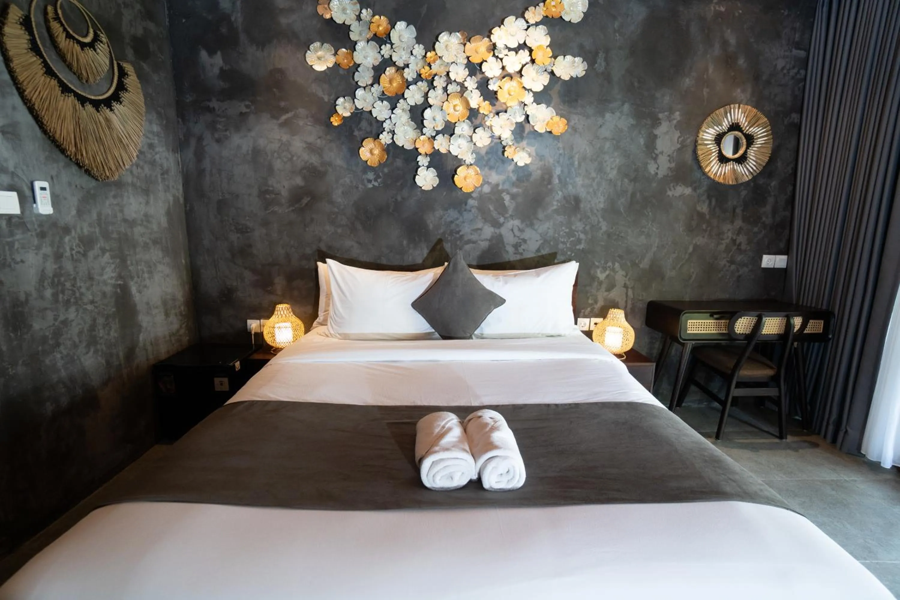 Bed in Puri Kurnia Ayu