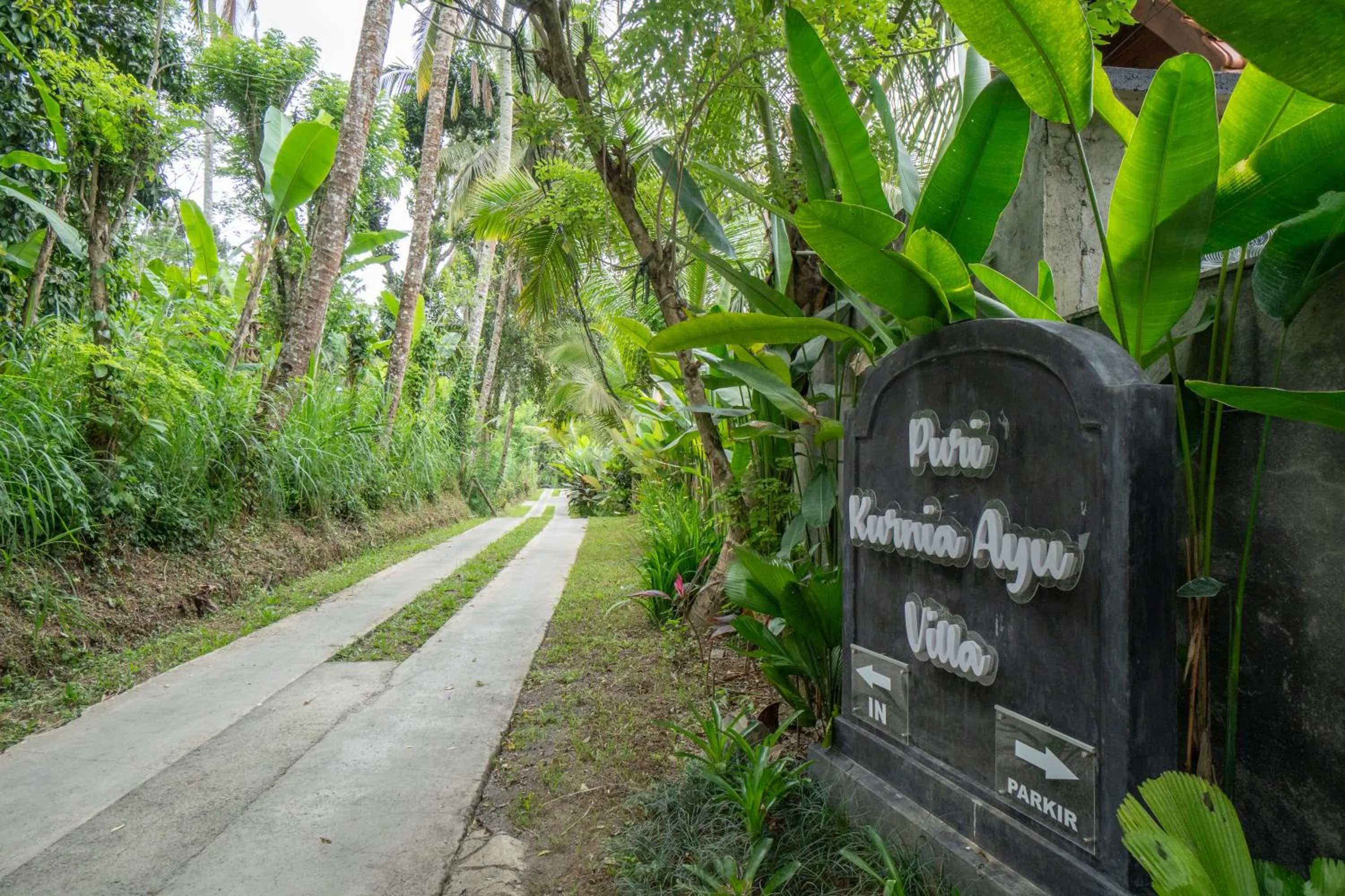 Spring in Puri Kurnia Ayu