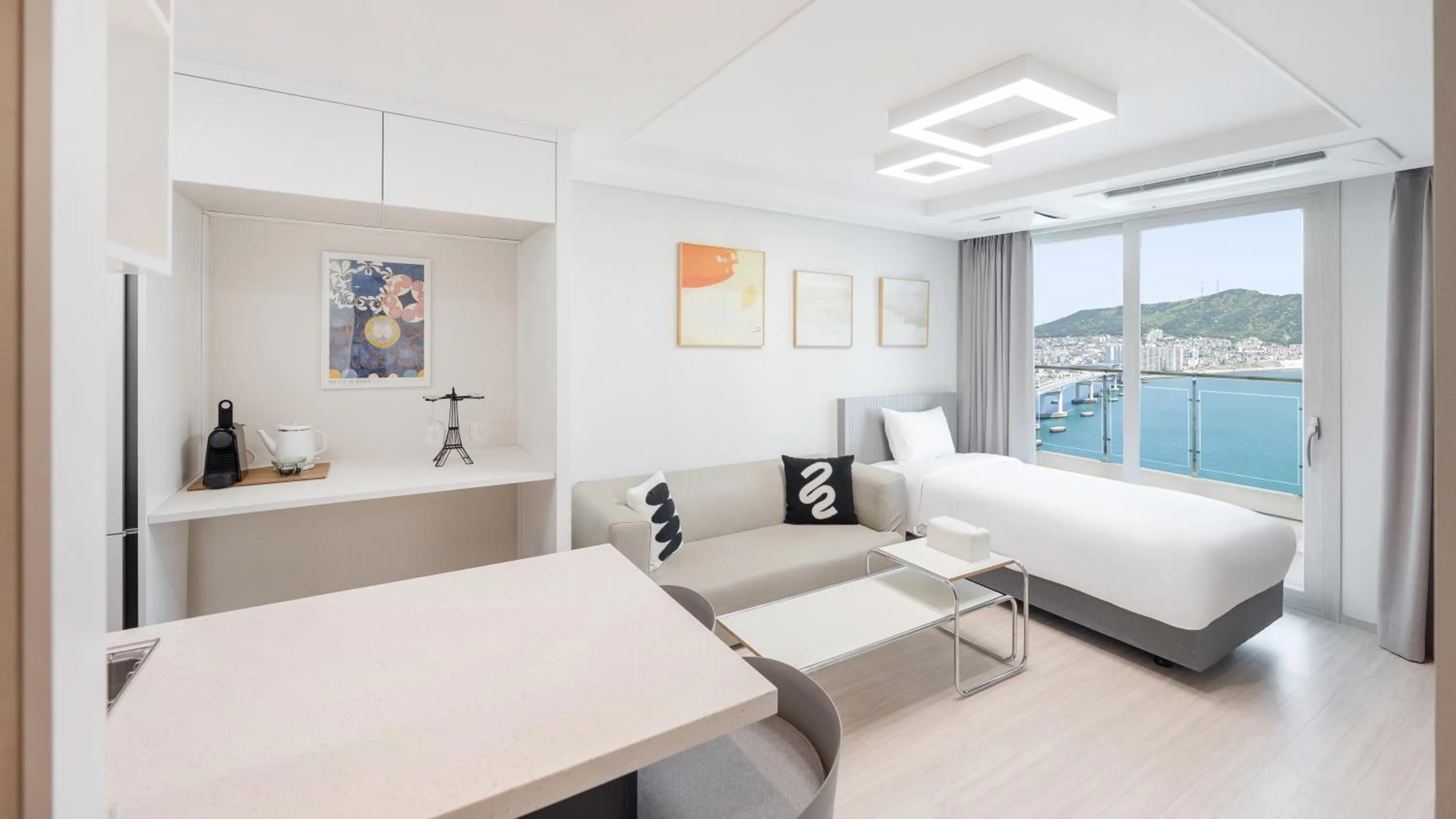 Bed in Elmomento Songdo