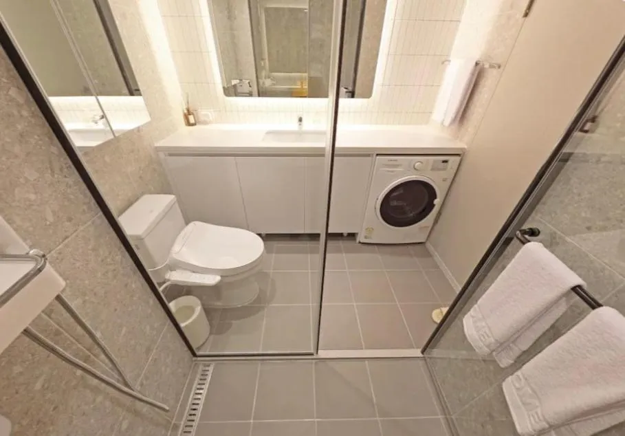 Deluxe Twin Room with Sea View in Elmomento Songdo