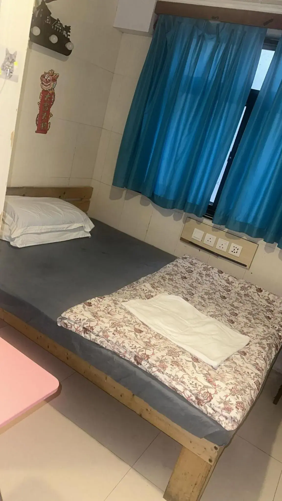 Budget Single Room in cebu hostel Budget Single Room in cebu hostel