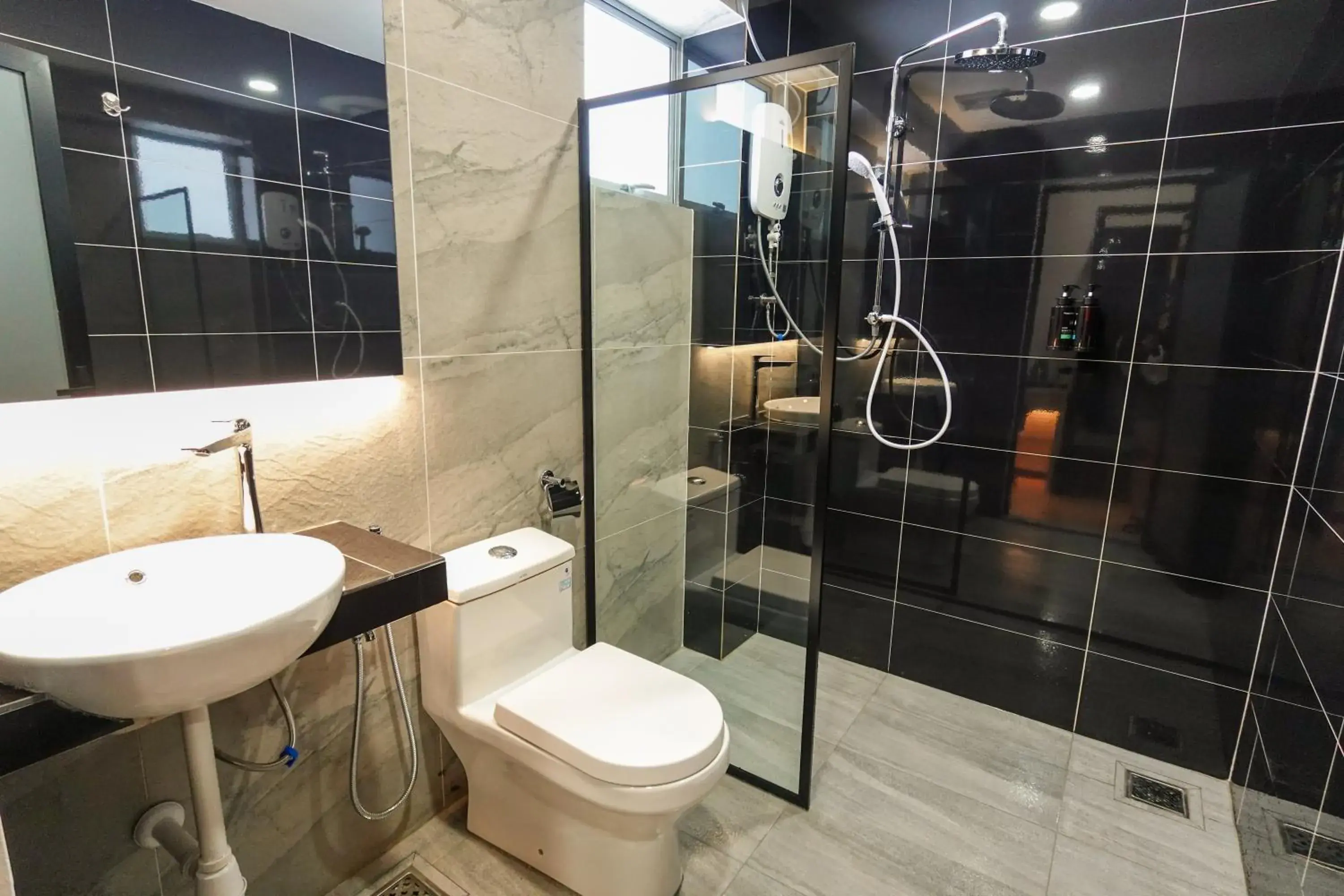 Superior Twin Room with Window - single occupancy in Merits Hotel Cameron Highlands Superior Twin Room with Window - single occupancy in Merits Hotel Cameron Highlands