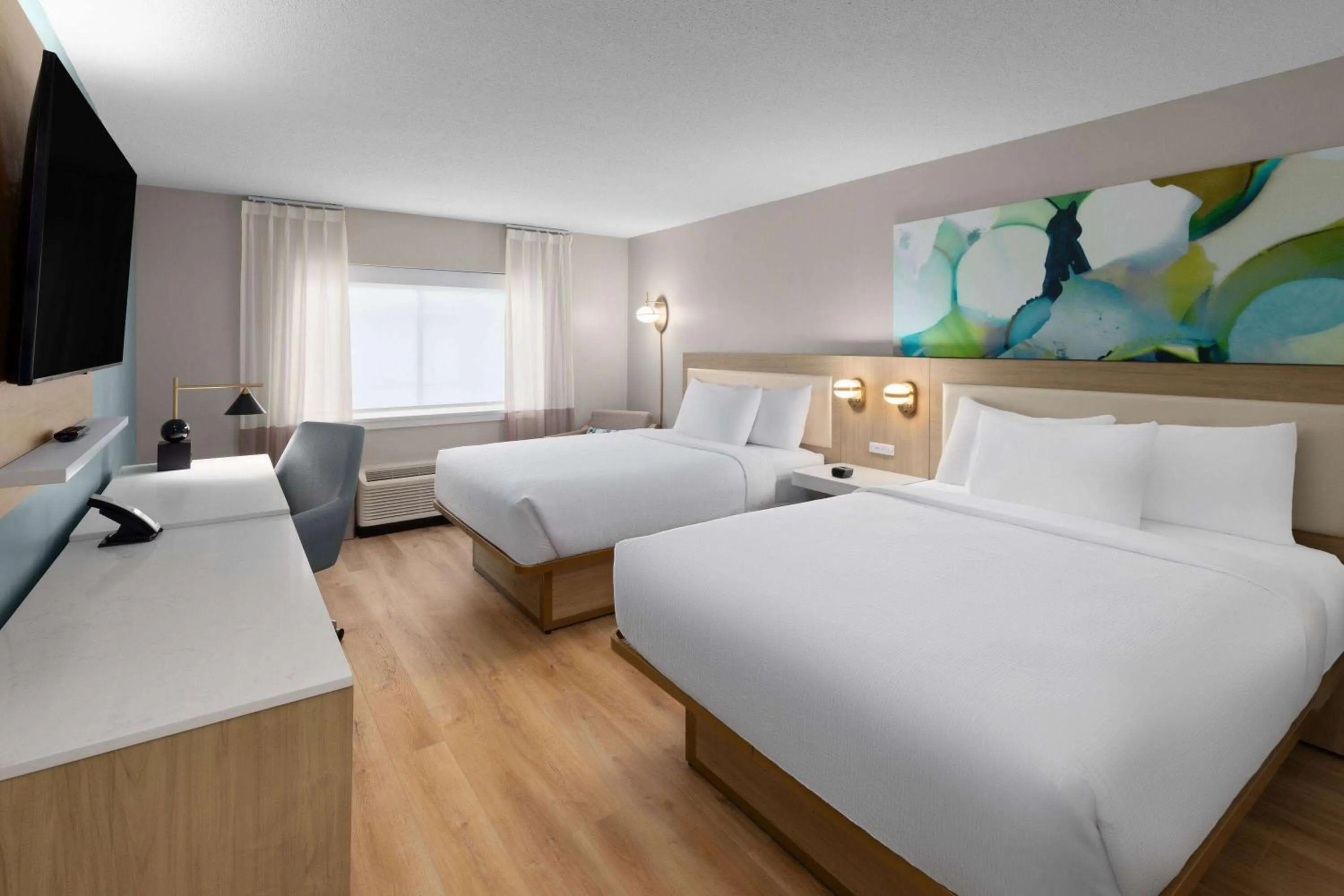 Photo of the whole room, Bed in Wyndham Garden Louisville KY