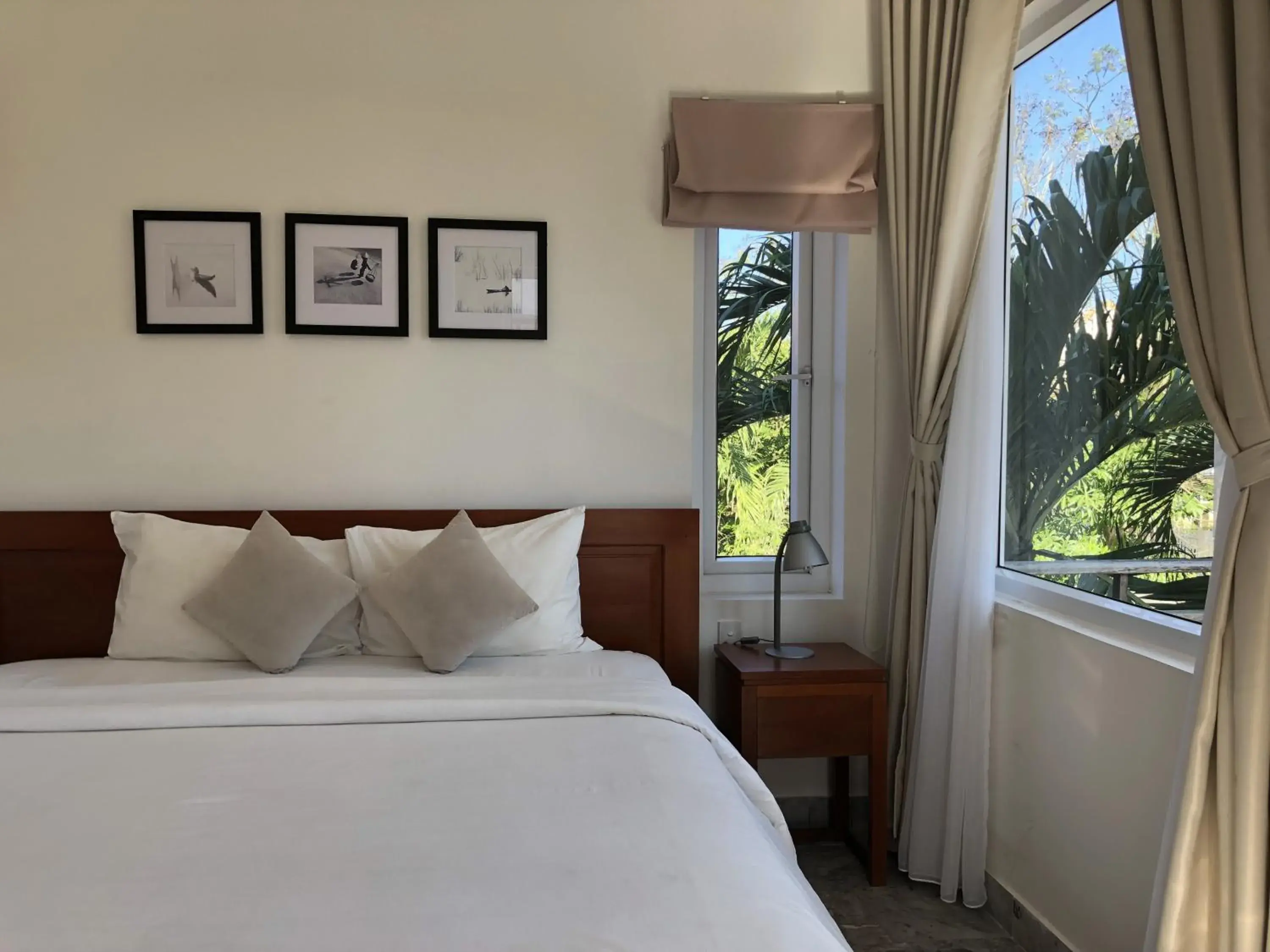 Superior Double or Twin Room with Garden View in Charming Homestay Superior Double or Twin Room with Garden View in Charming Homestay