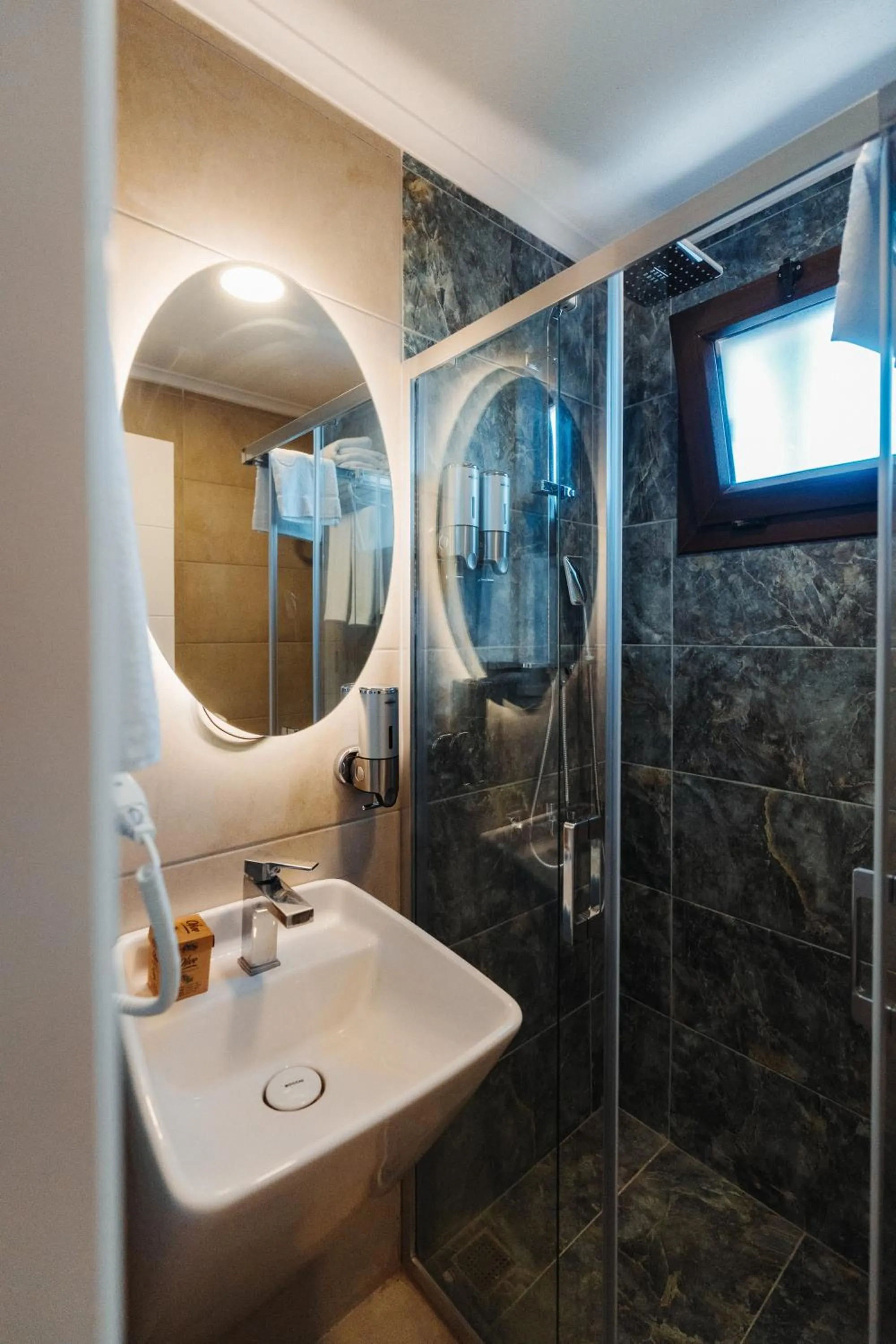 Shower in Rodones 1924