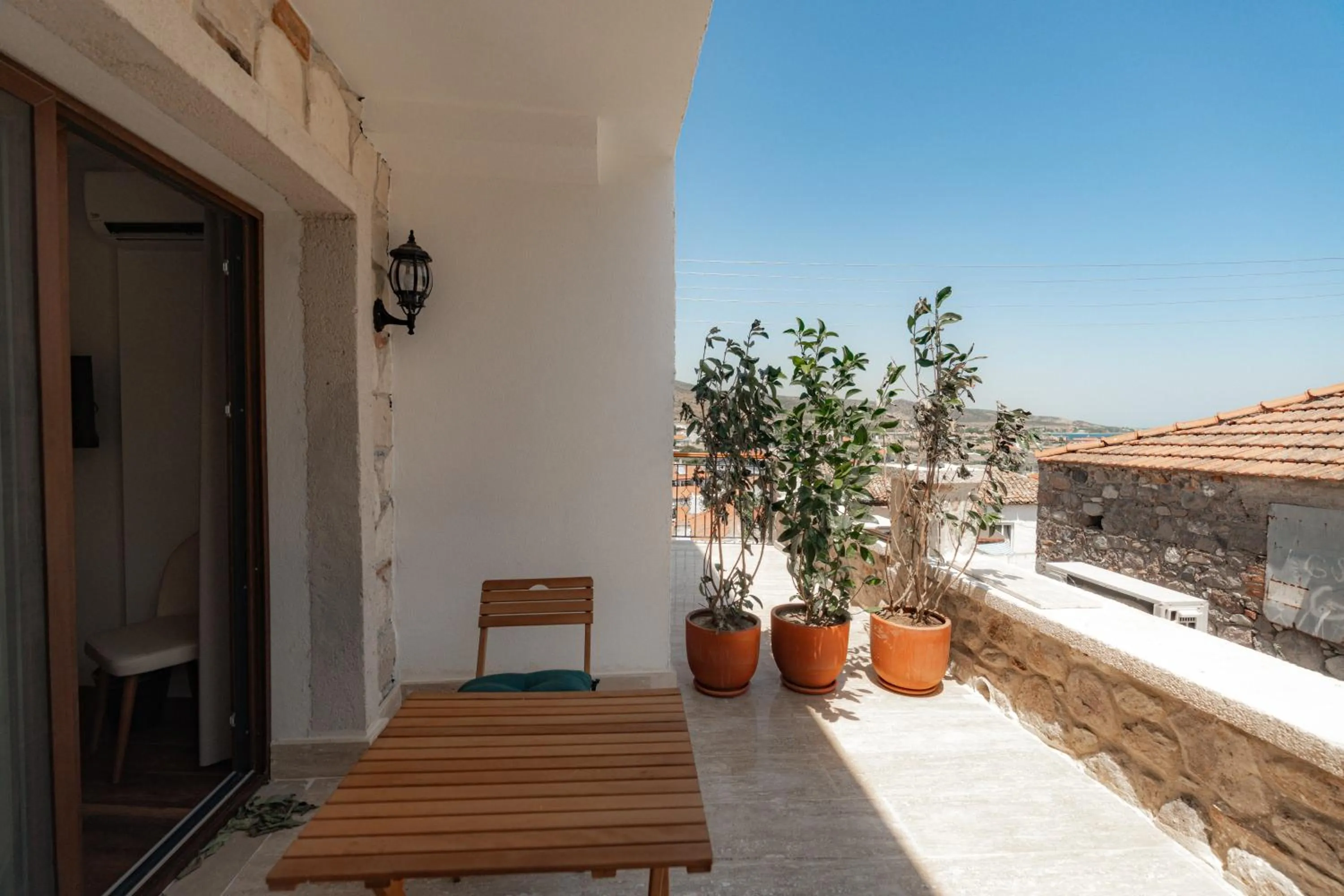 Patio in Rodones 1924