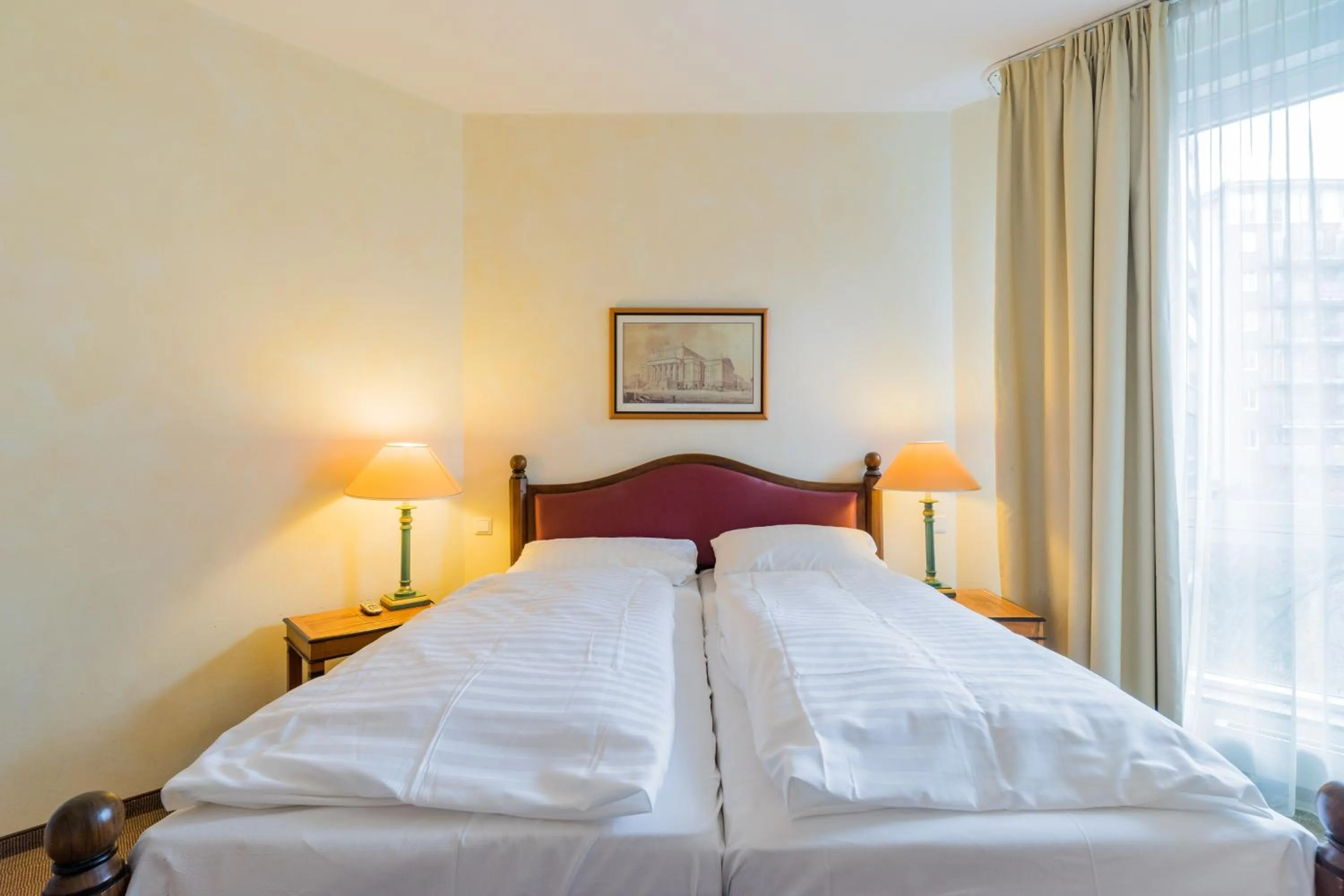 Bed in Apartmenthaus Berlin Mitte