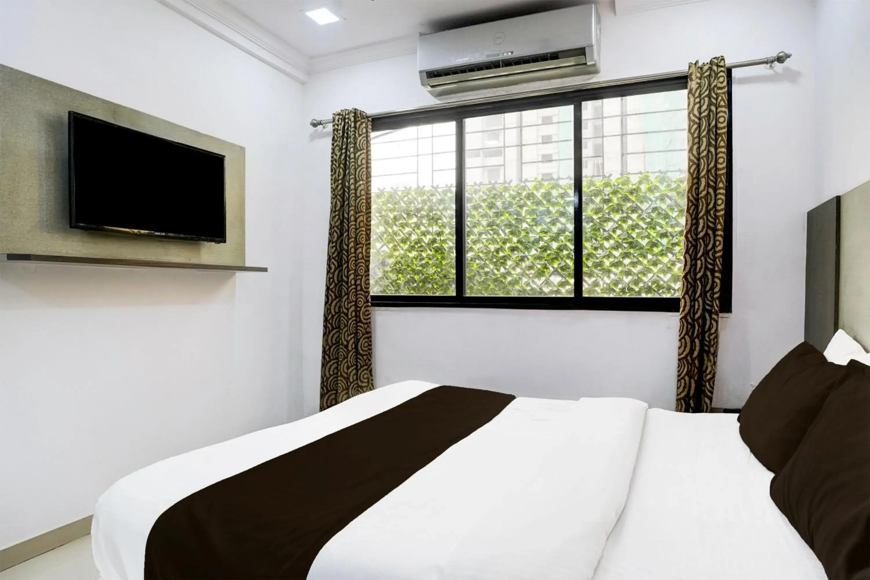Comfort Triple Room with Shower - single occupancy in Super Hotel O Four Bungalow Formerly Ardaas Residency Comfort Triple Room with Shower - single occupancy in Super Hotel O Four Bungalow Formerly Ardaas Residency