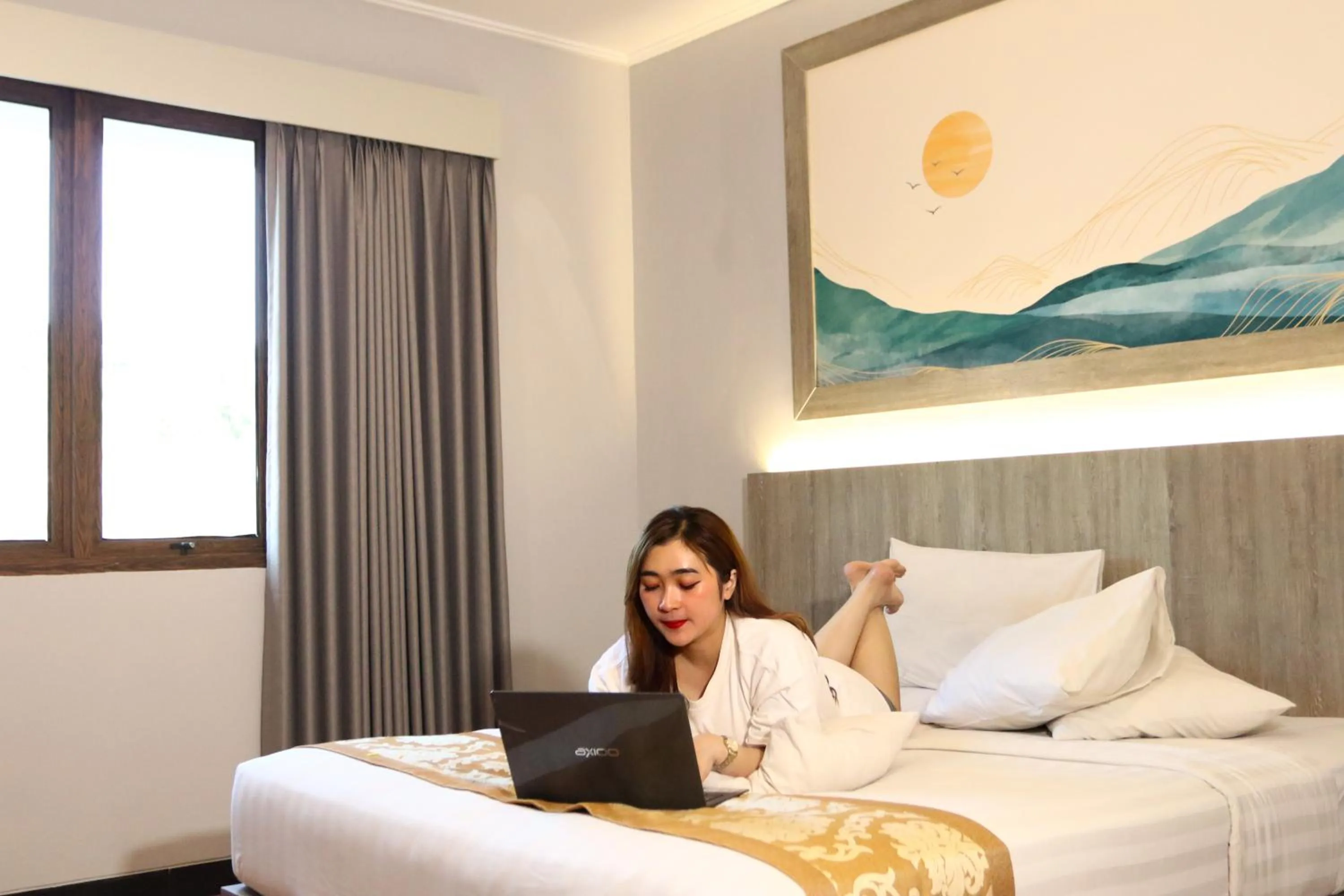 Bed in Front One HK Resort Simpang Lima