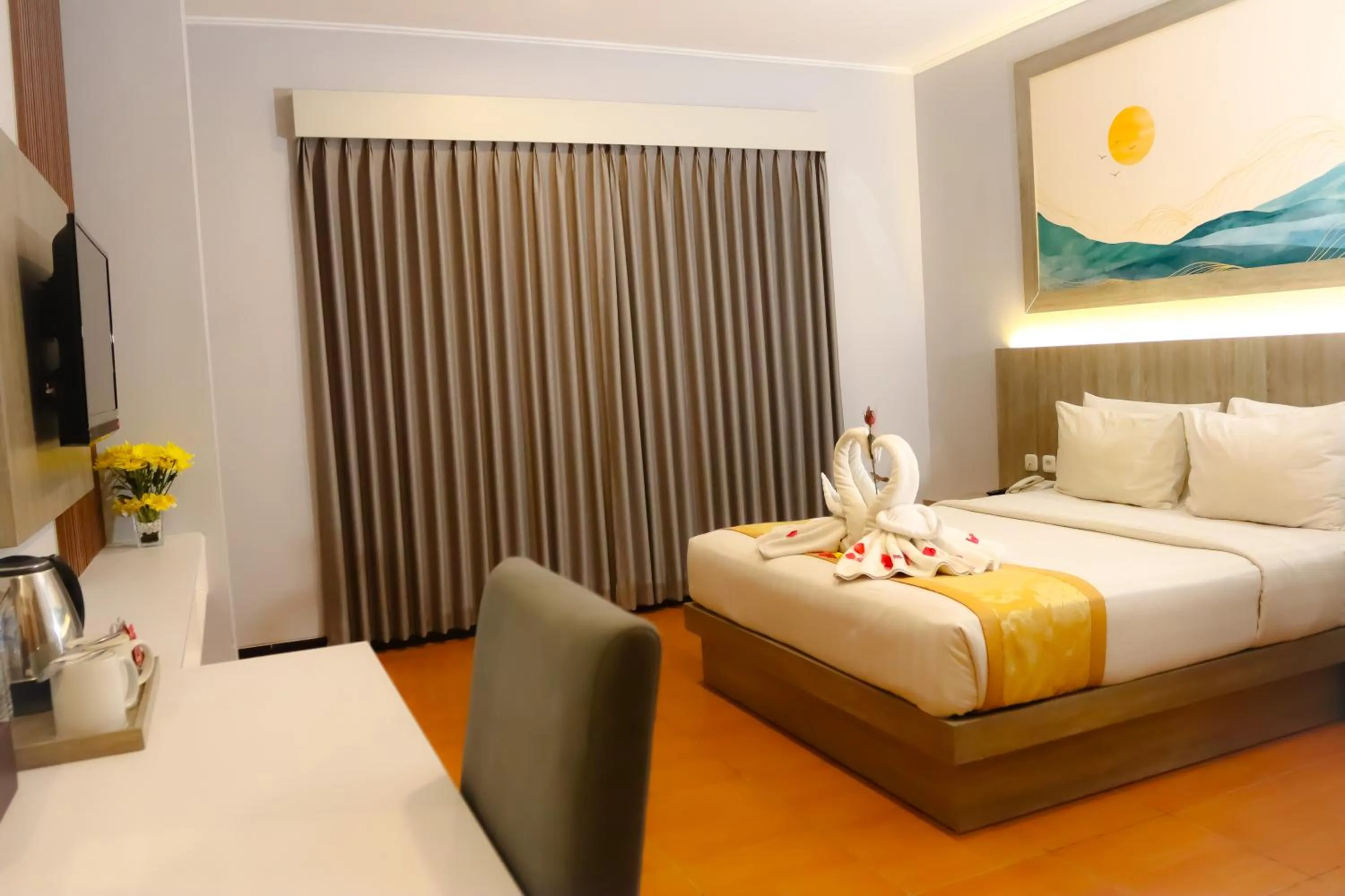 Photo of the whole room, Bed in Front One HK Resort Simpang Lima