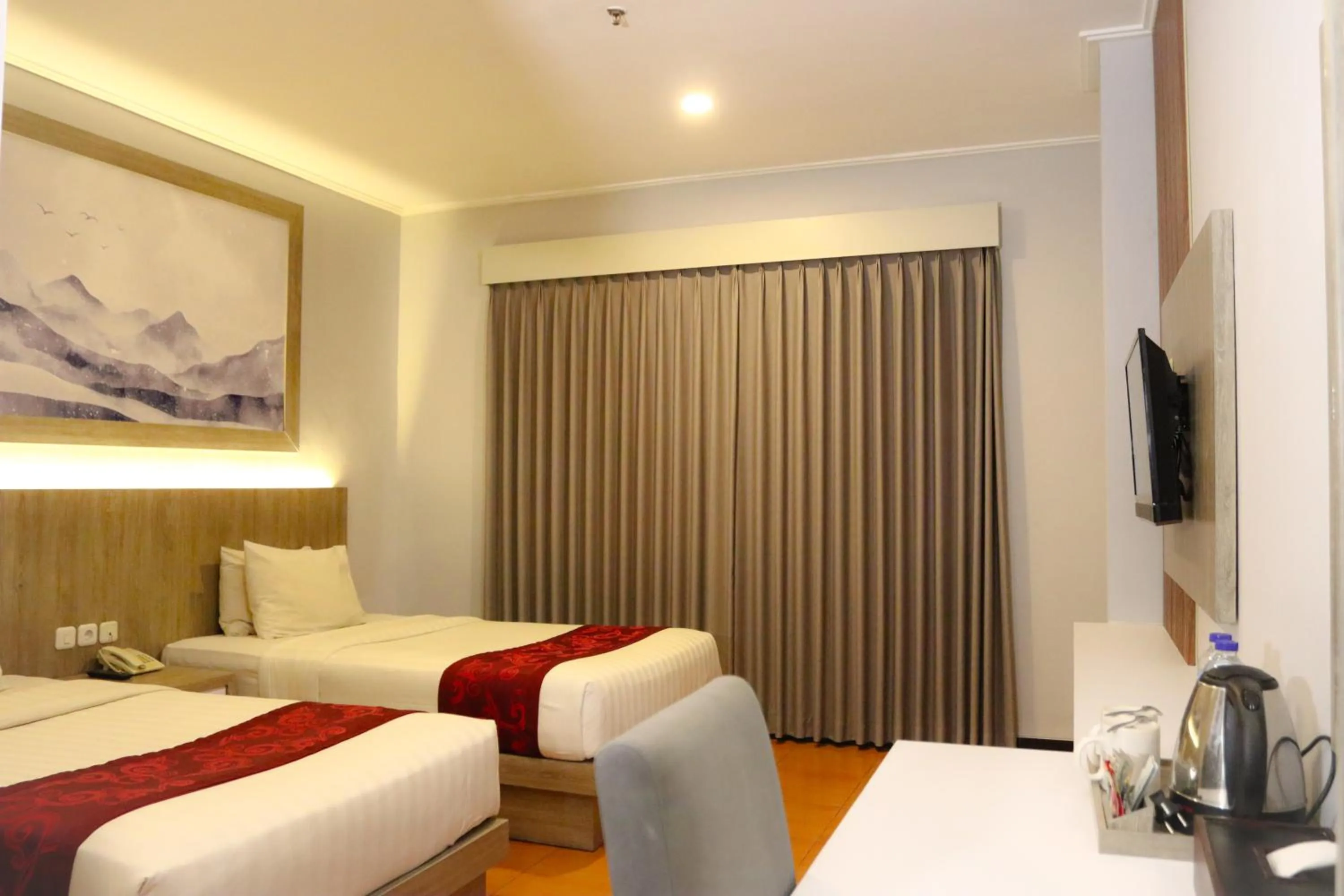 Bed in Front One HK Resort Simpang Lima