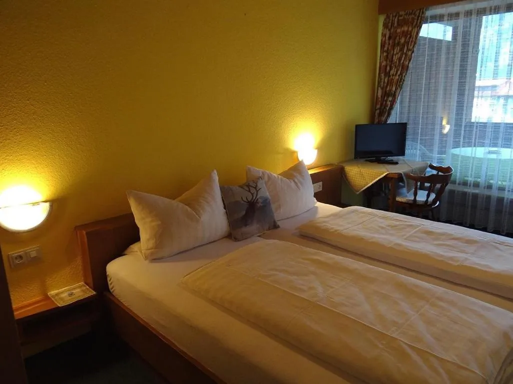 Bed in Alpenhotel Waidmannsheil