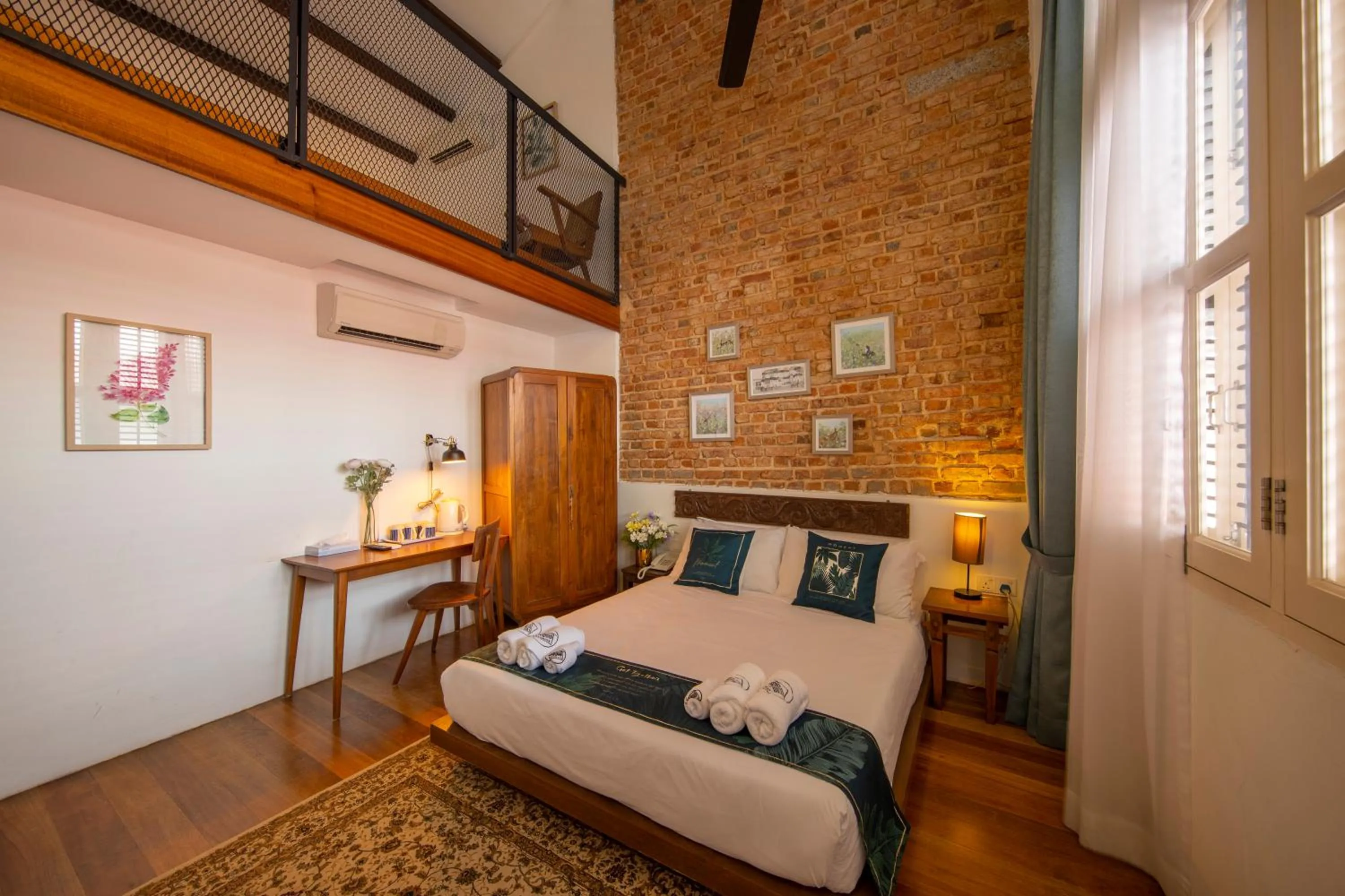 Photo of the whole room, Bed in Sweet Cili Boutique Hotel