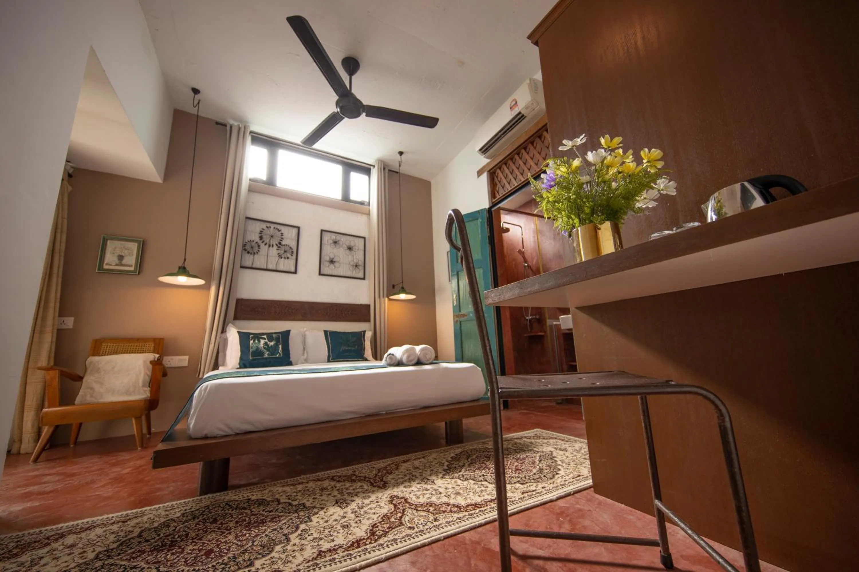 Photo of the whole room, Bed in Sweet Cili Boutique Hotel