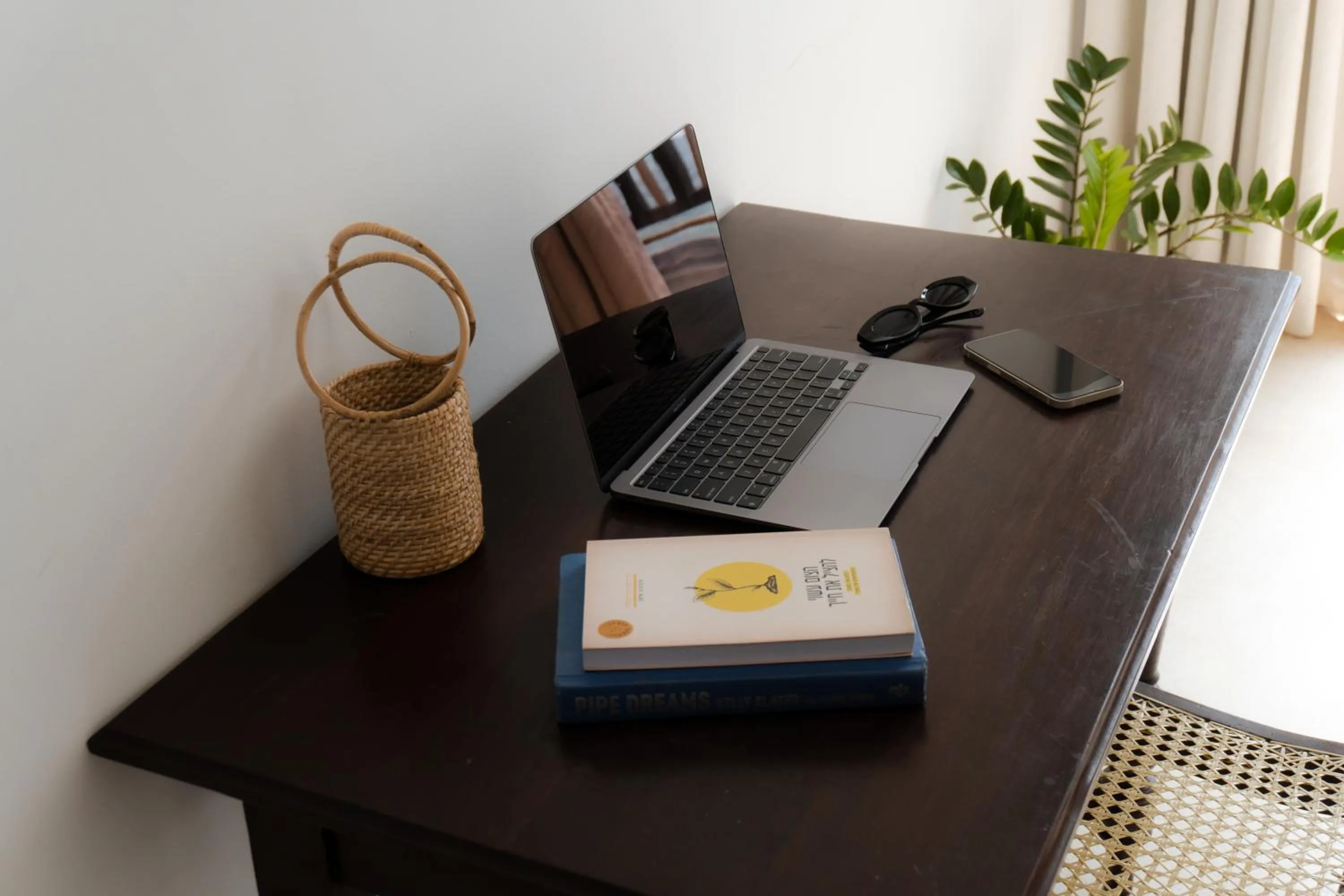 hair dresser in Surf Station