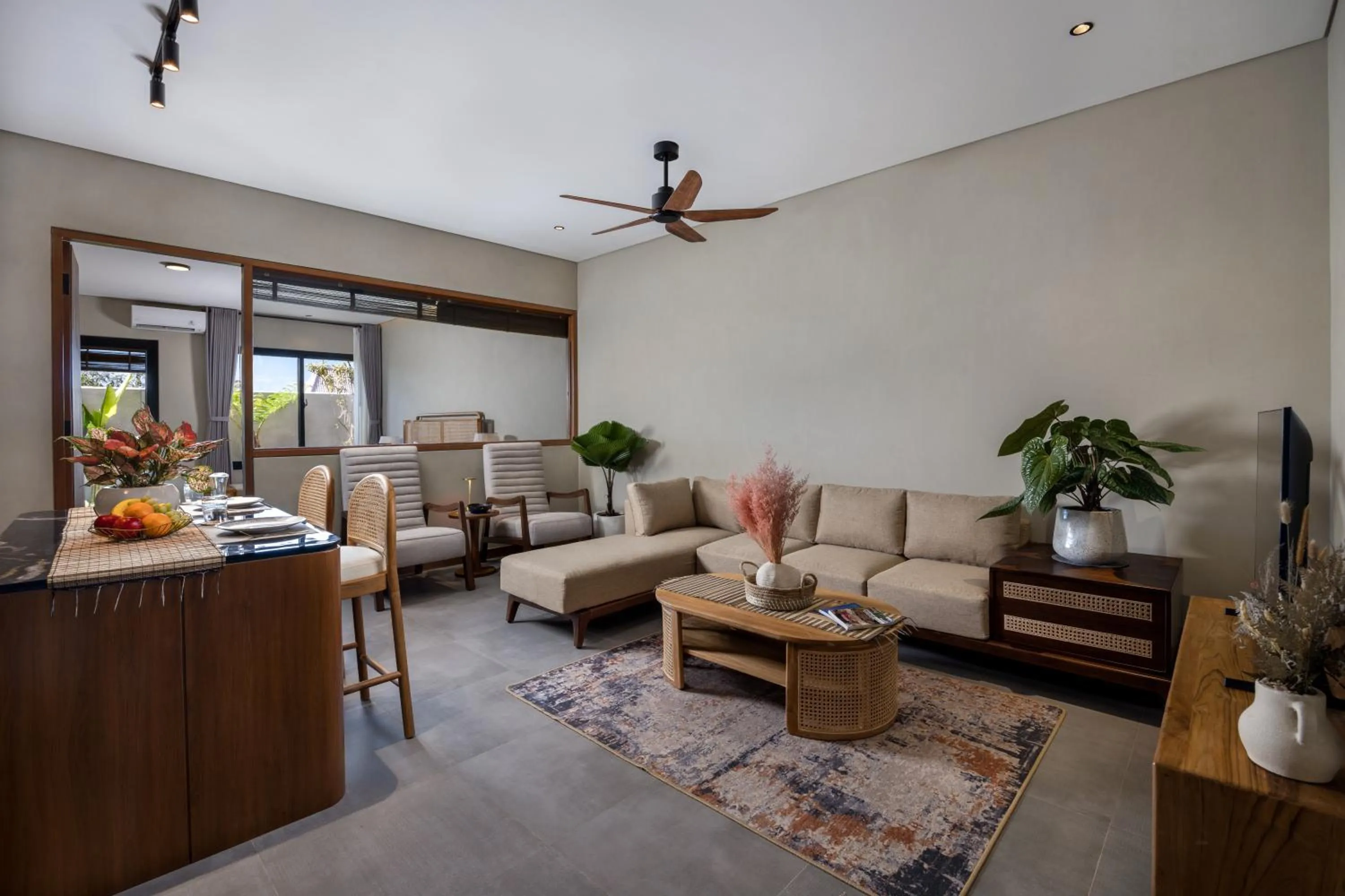 Toilet in Canggu Bagus Suites